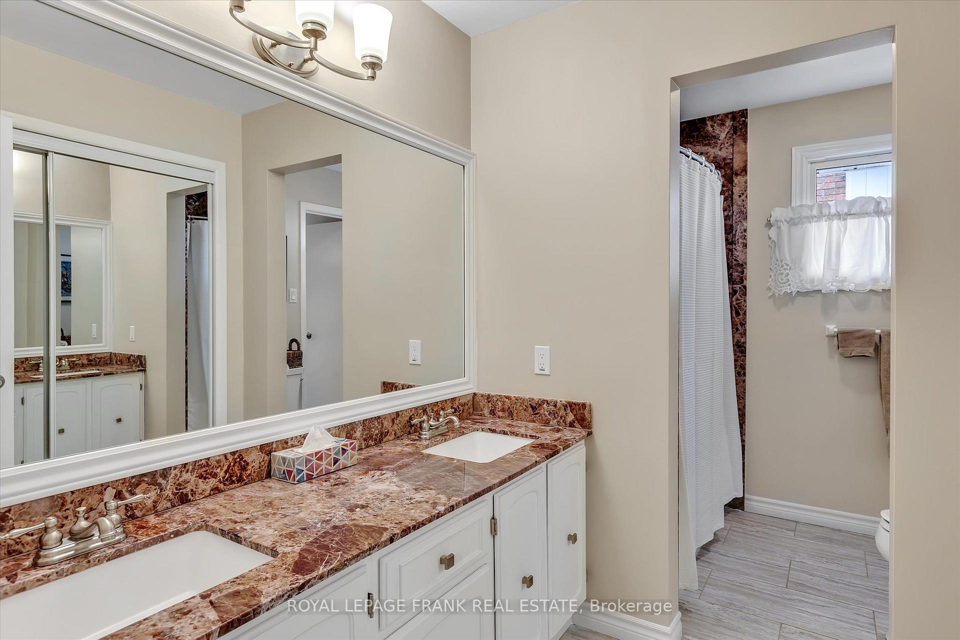 Photo 21 of 1690 Pinehill Drive, Peterborough, Monaghan Ward 2 — HOMEH