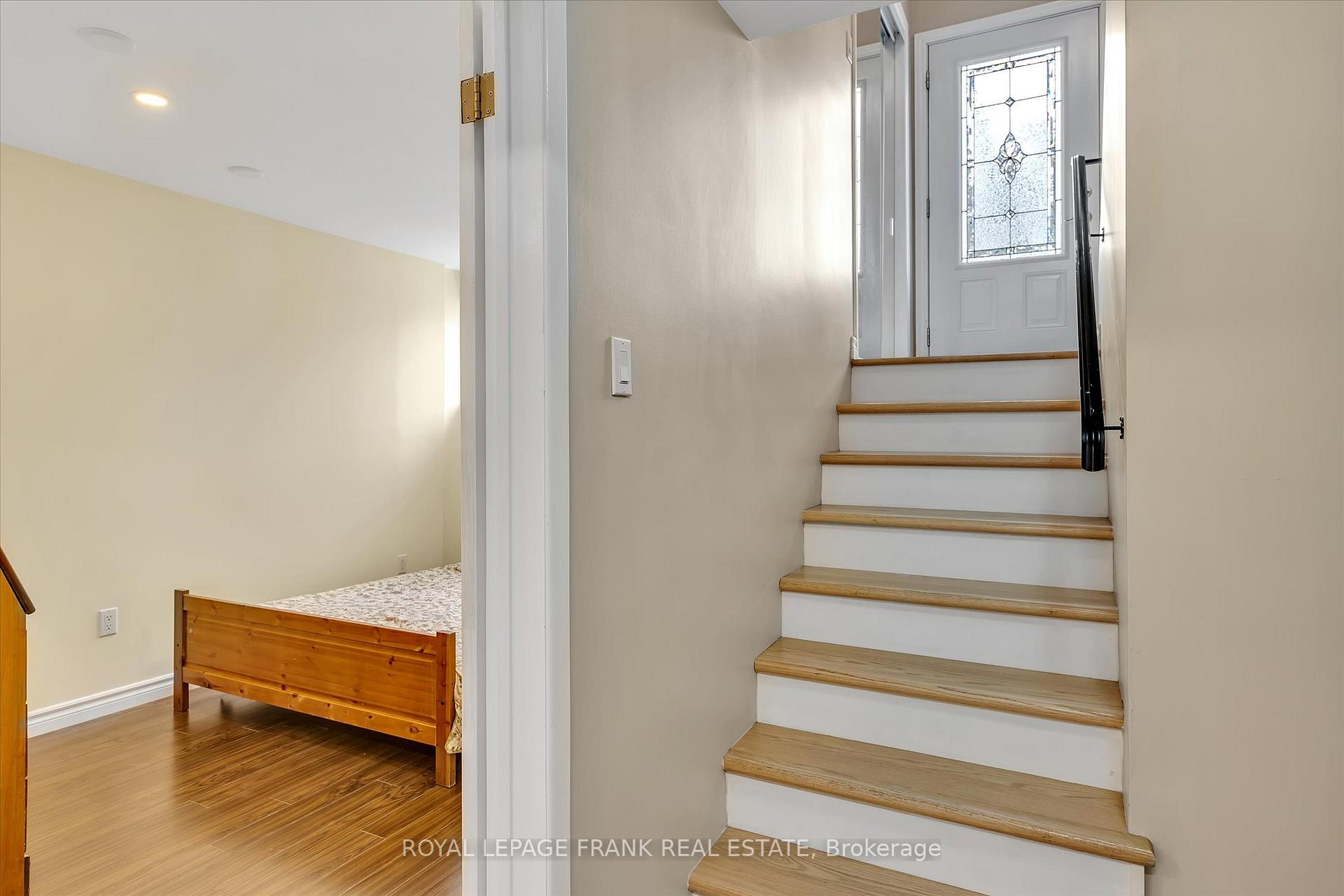 Photo 27 of 1690 Pinehill Drive, Peterborough, Monaghan Ward 2 — HOMEH