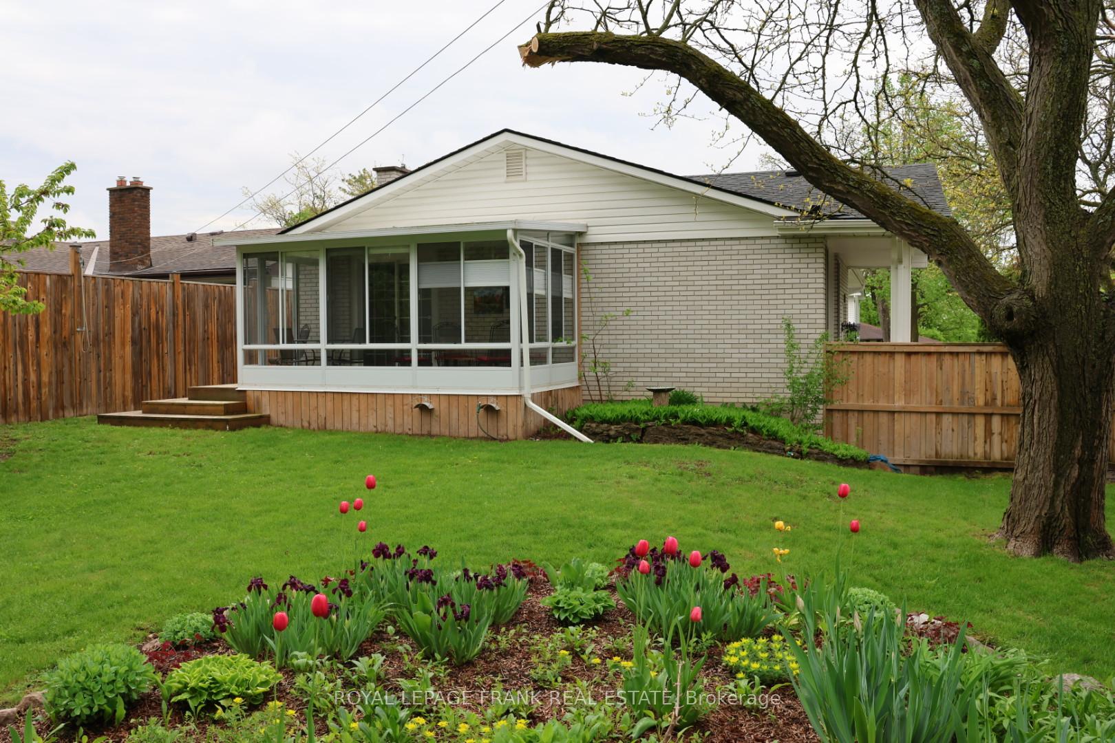 Photo 36 of 1690 Pinehill Drive, Peterborough, Monaghan Ward 2 — HOMEH