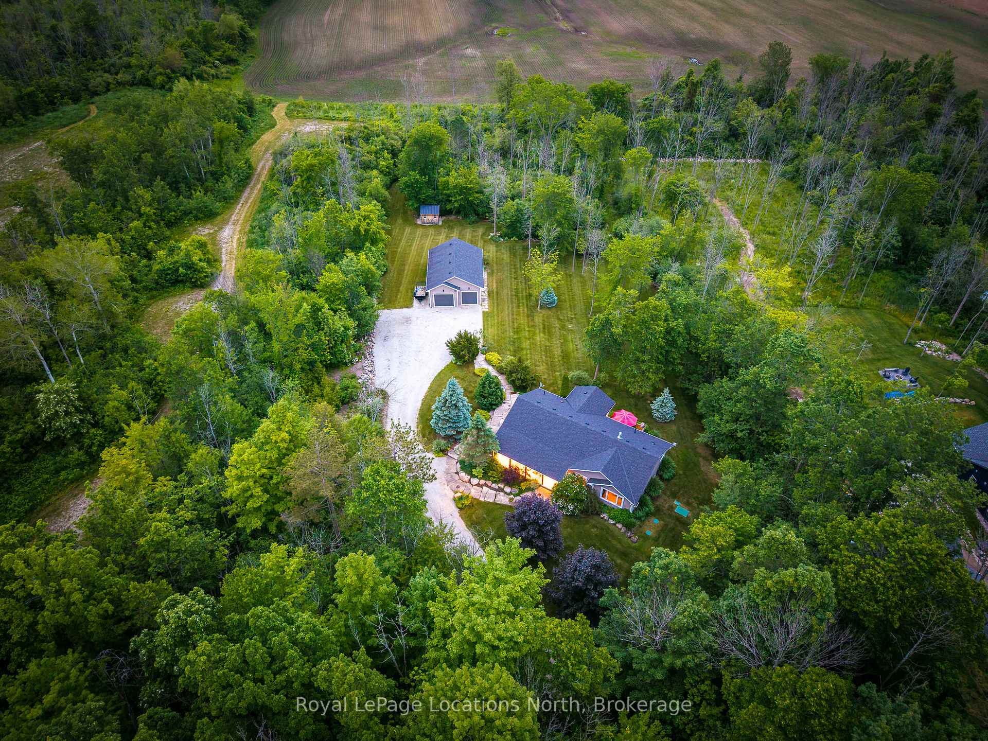 Photo 6 of 397259 11th Line, Blue Mountains — HOMEH