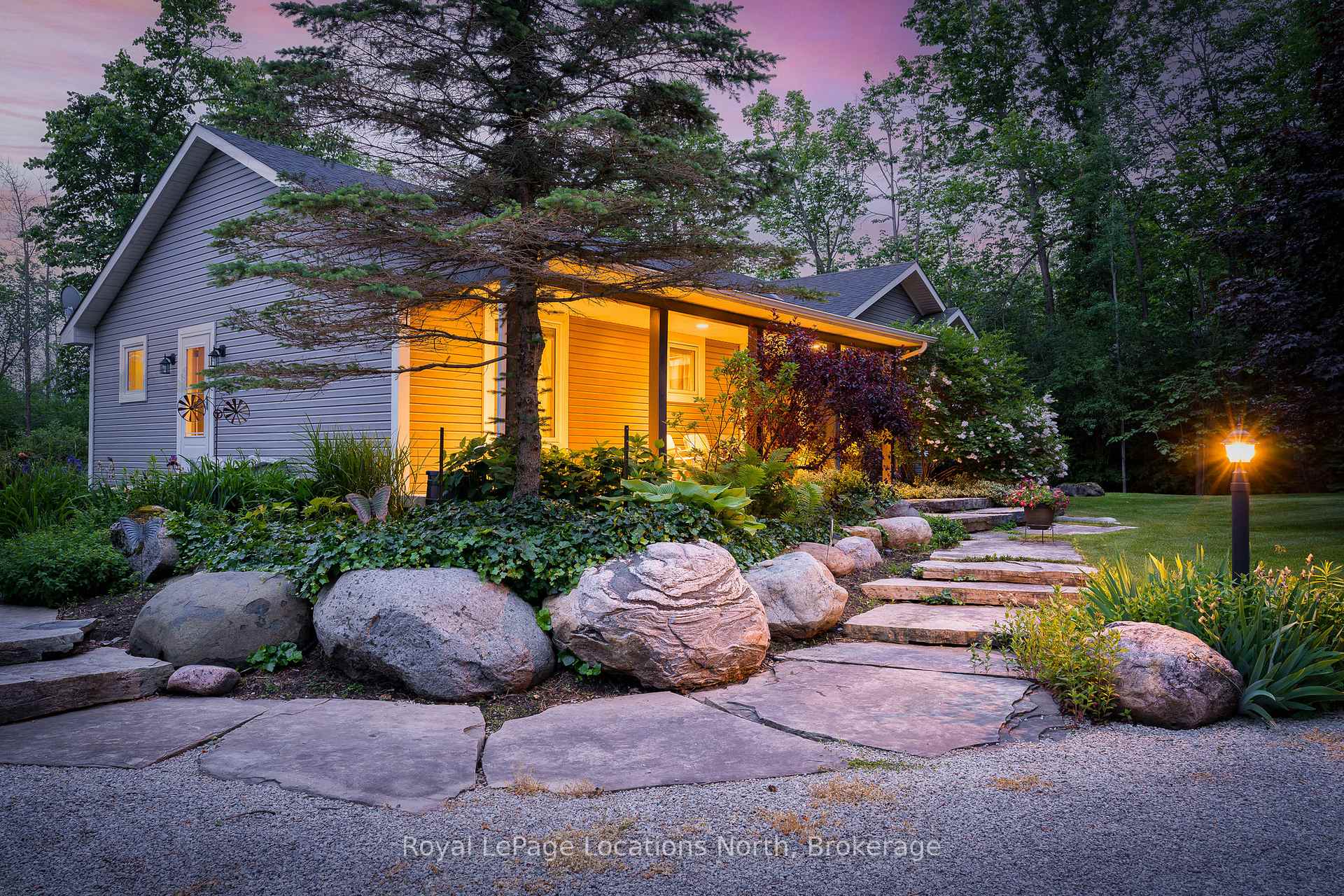 Photo 3 of 397259 11th Line, Blue Mountains — HOMEH