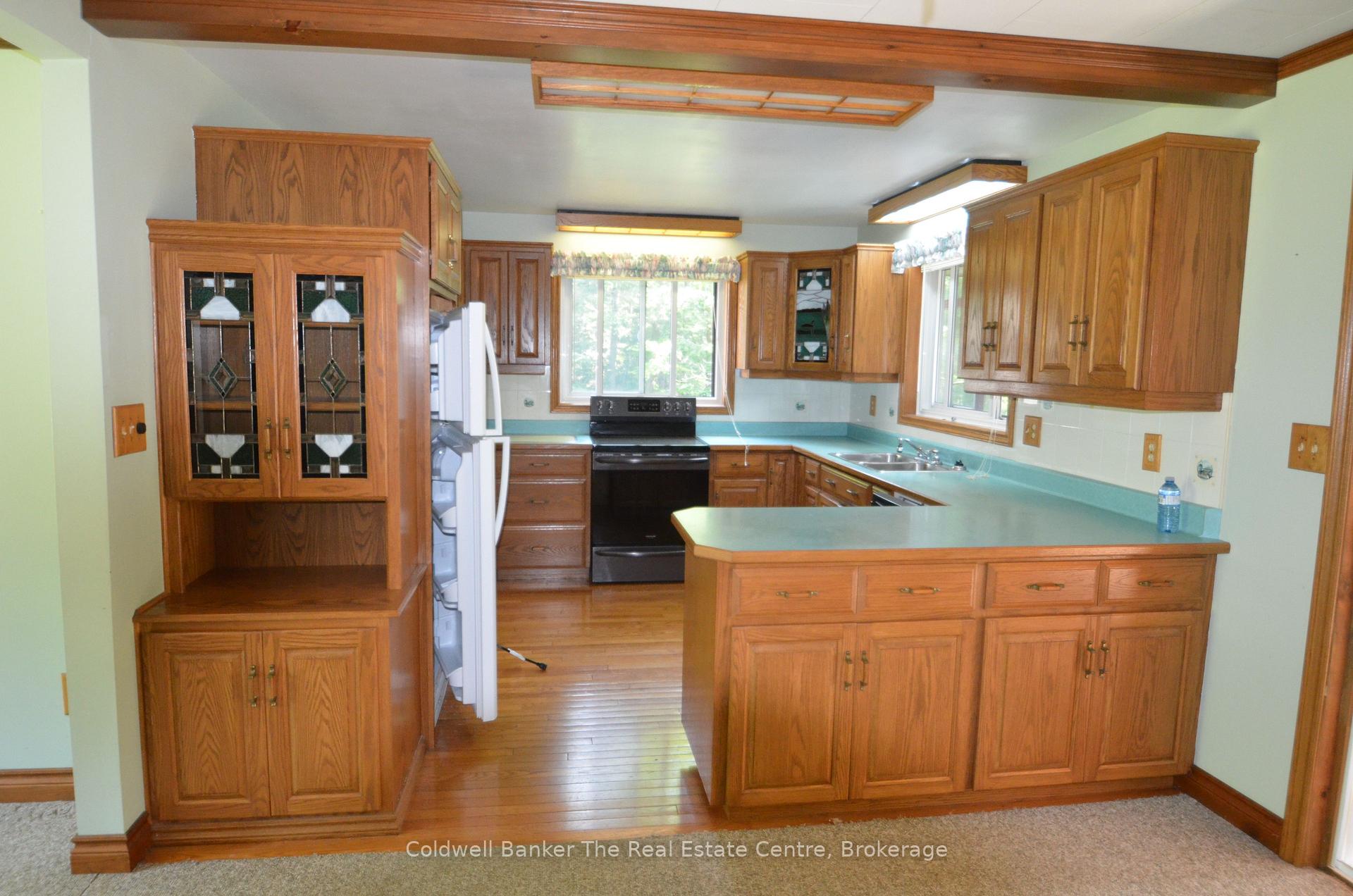 Photo 10 of 1275 Wolf Circle, Algonquin Highlands, Sherborne — HOMEH
