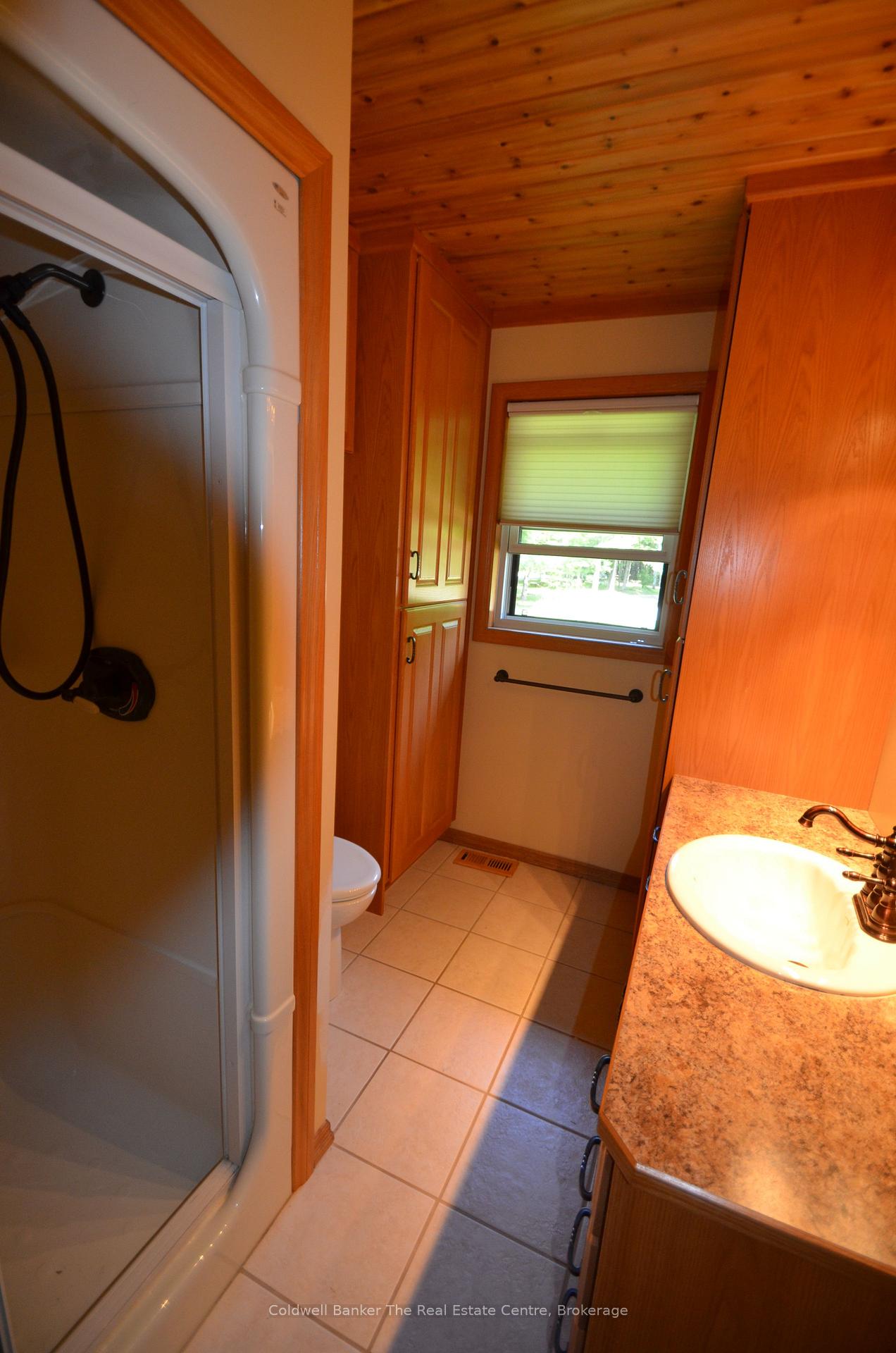 Photo 28 of 1275 Wolf Circle, Algonquin Highlands, Sherborne — HOMEH