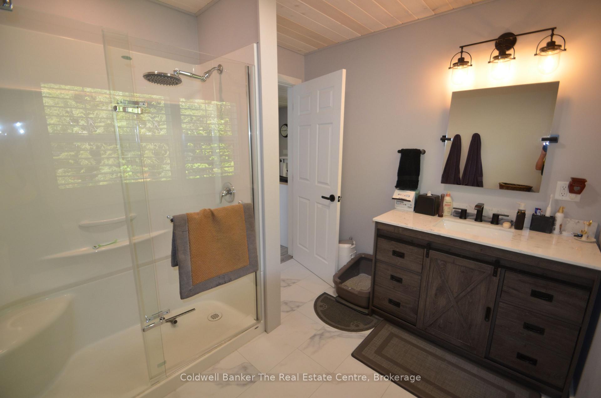 Photo 46 of 1275 Wolf Circle, Algonquin Highlands, Sherborne — HOMEH