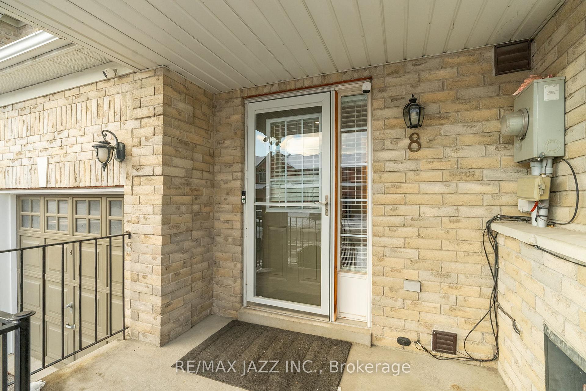 Photo 5 of 8 Odessa Crescent, Whitby, Rolling Acres — HOMEH