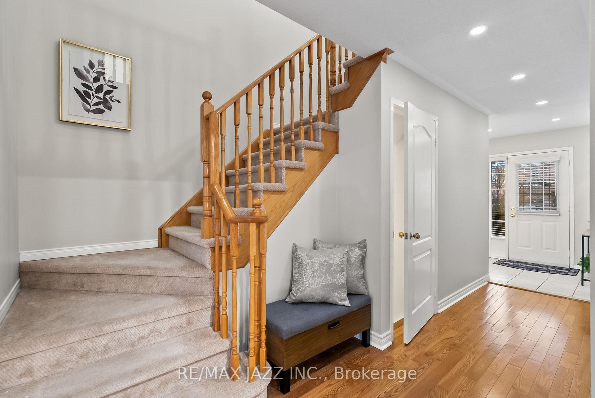Photo 20 of 8 Odessa Crescent, Whitby, Rolling Acres — HOMEH