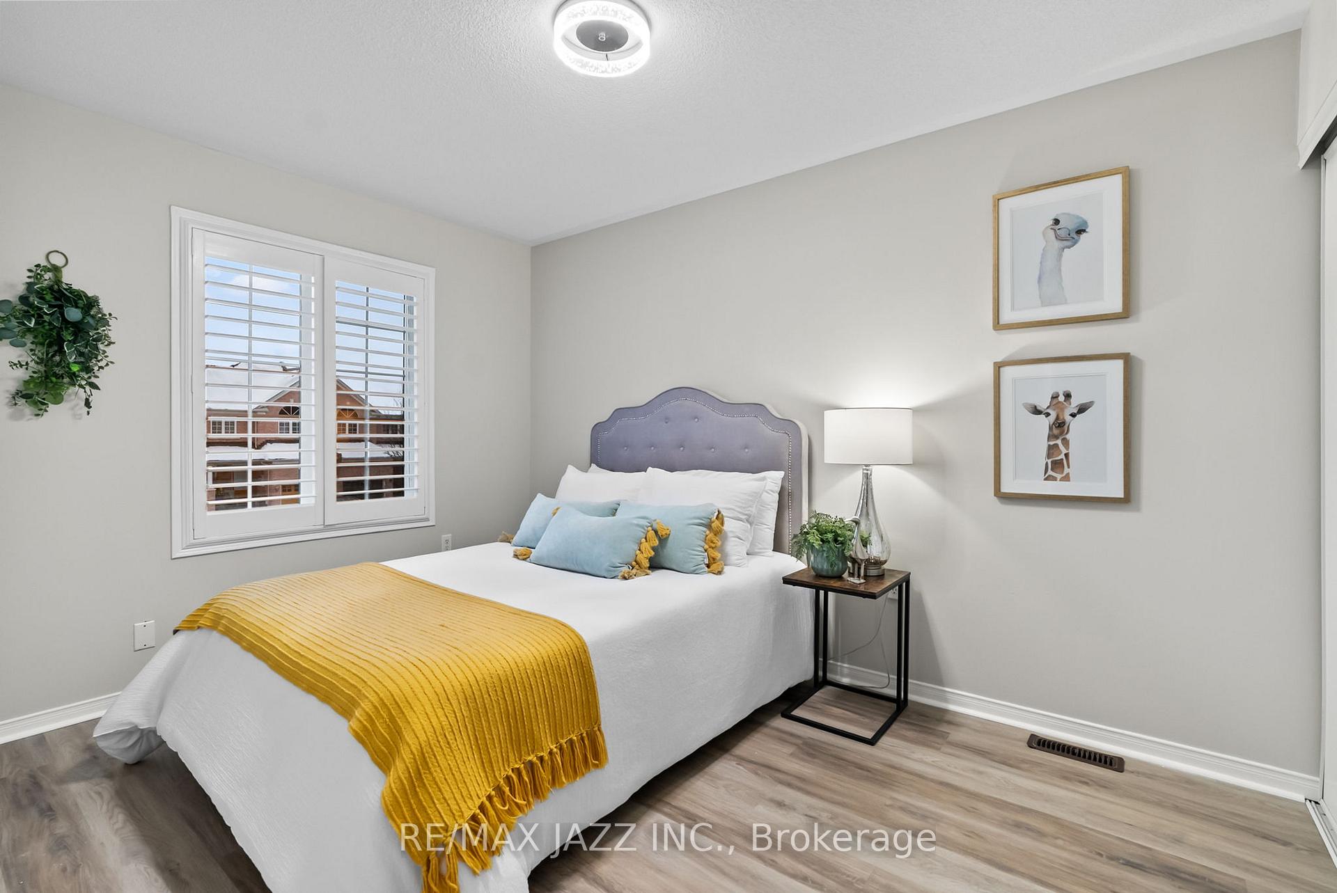 Photo 30 of 8 Odessa Crescent, Whitby, Rolling Acres — HOMEH
