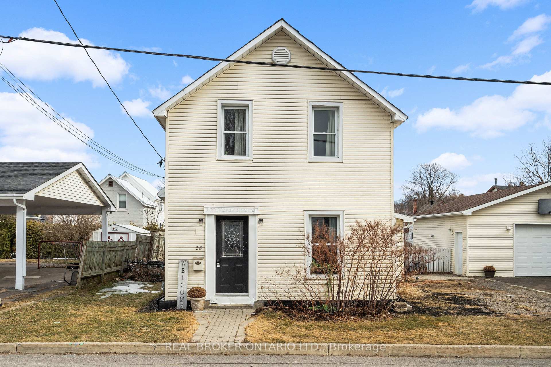 Photo 6 of 28 Tierney Street S, Arnprior — HOMEH