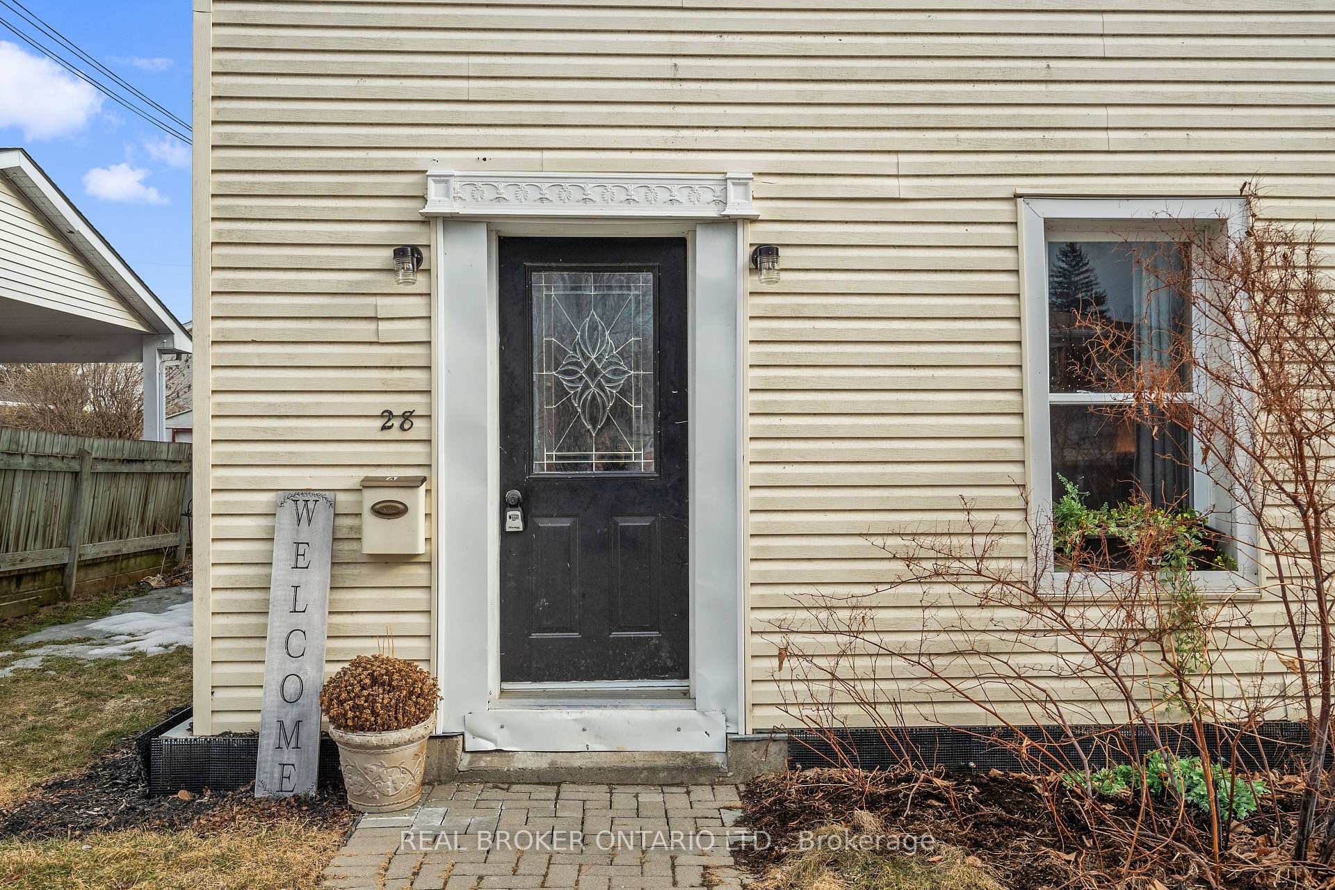 Photo 7 of 28 Tierney Street S, Arnprior — HOMEH