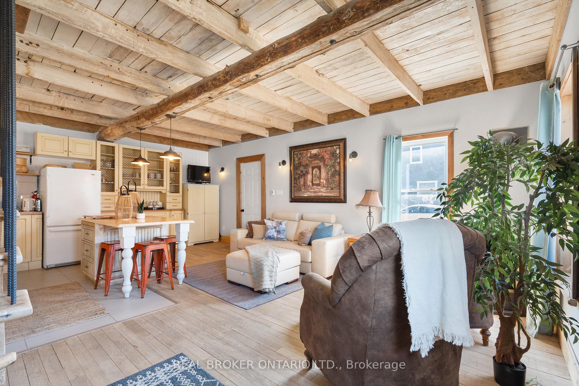 Photo 8 of 28 Tierney Street S, Arnprior — HOMEH