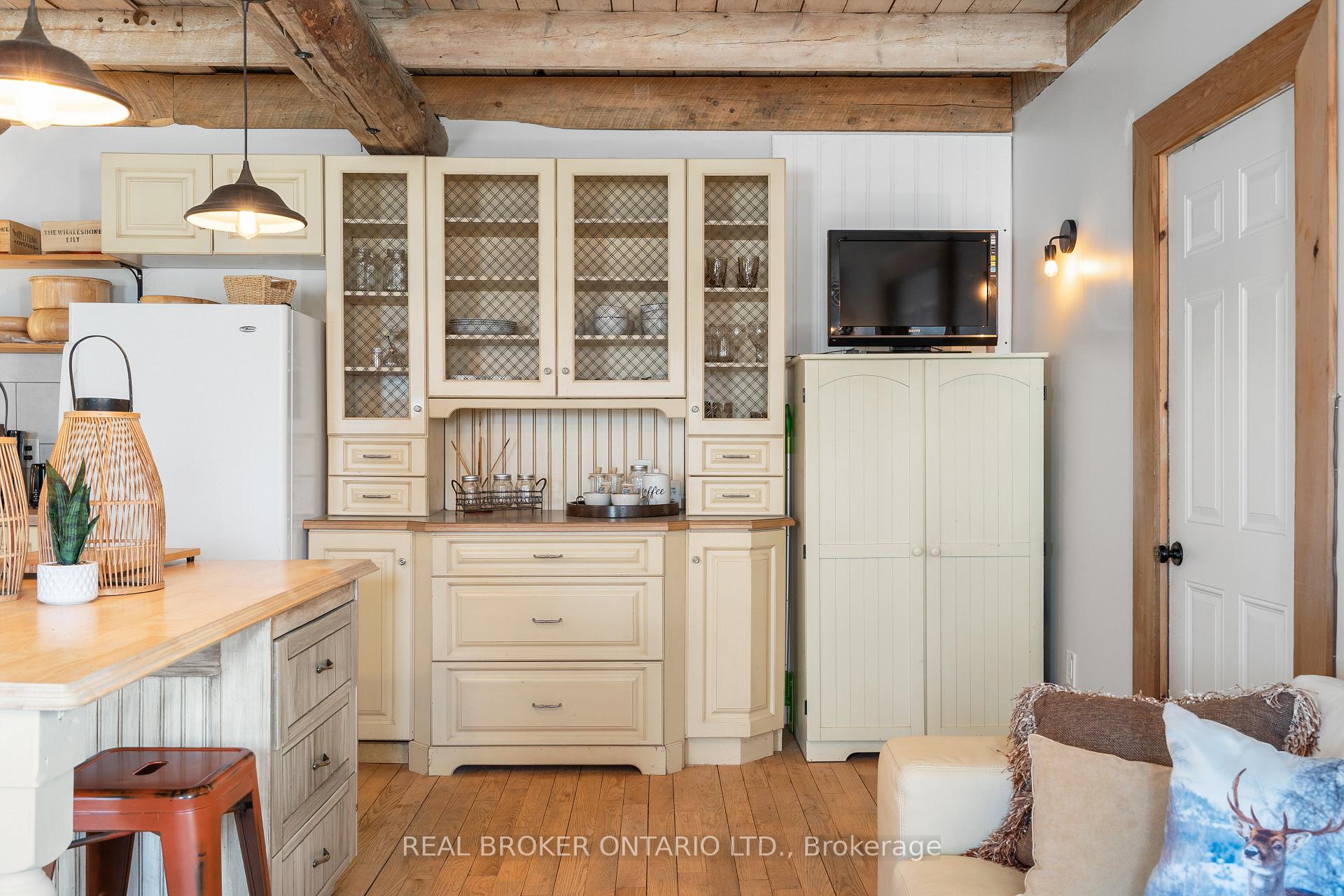 Photo 16 of 28 Tierney Street S, Arnprior — HOMEH