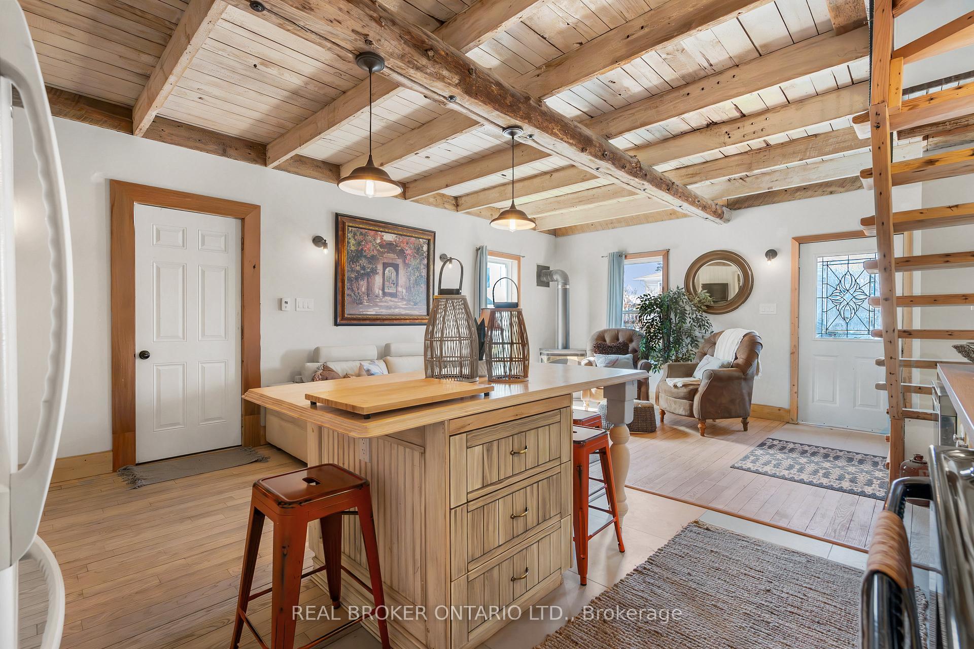 Photo 21 of 28 Tierney Street S, Arnprior — HOMEH