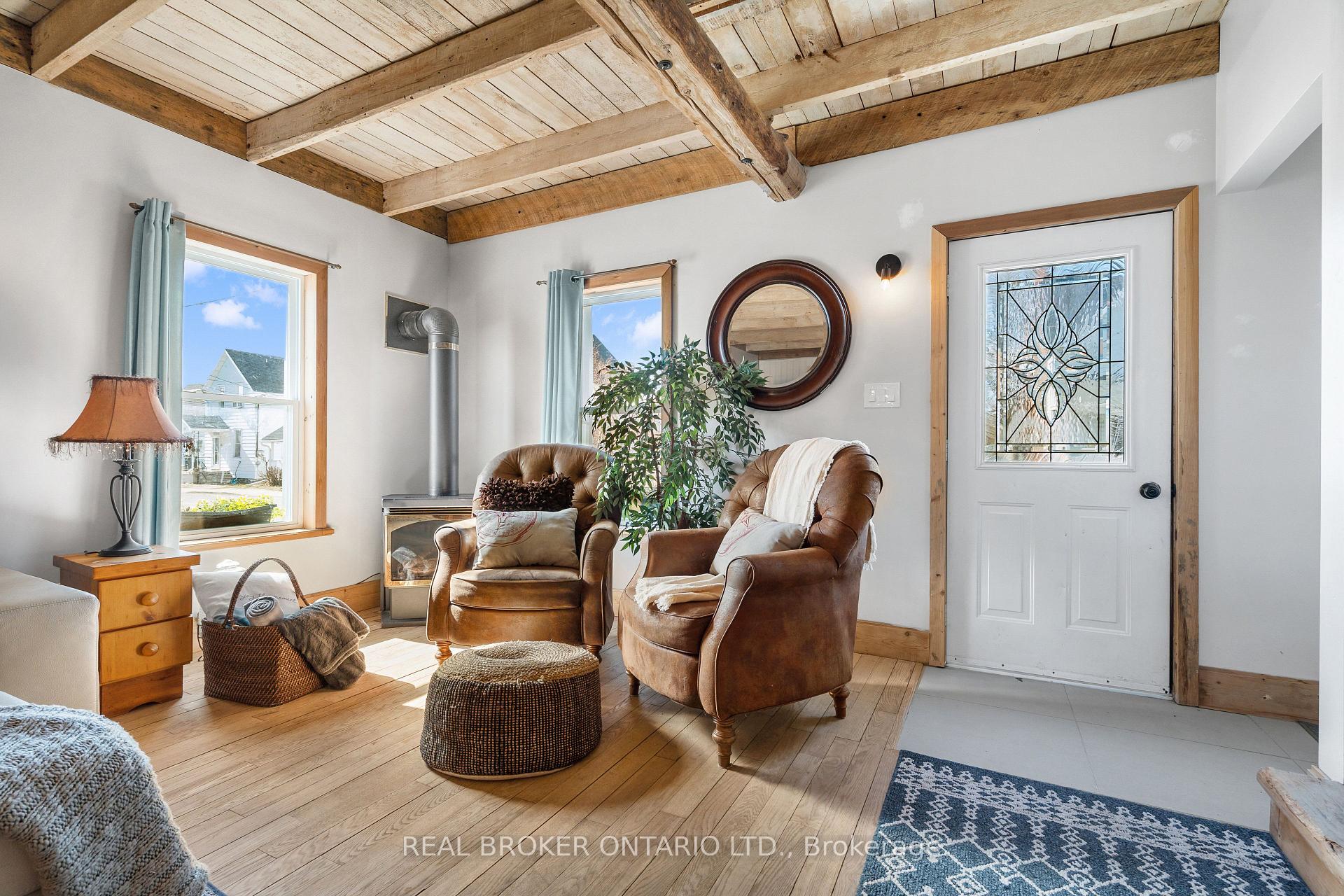 Photo 23 of 28 Tierney Street S, Arnprior — HOMEH