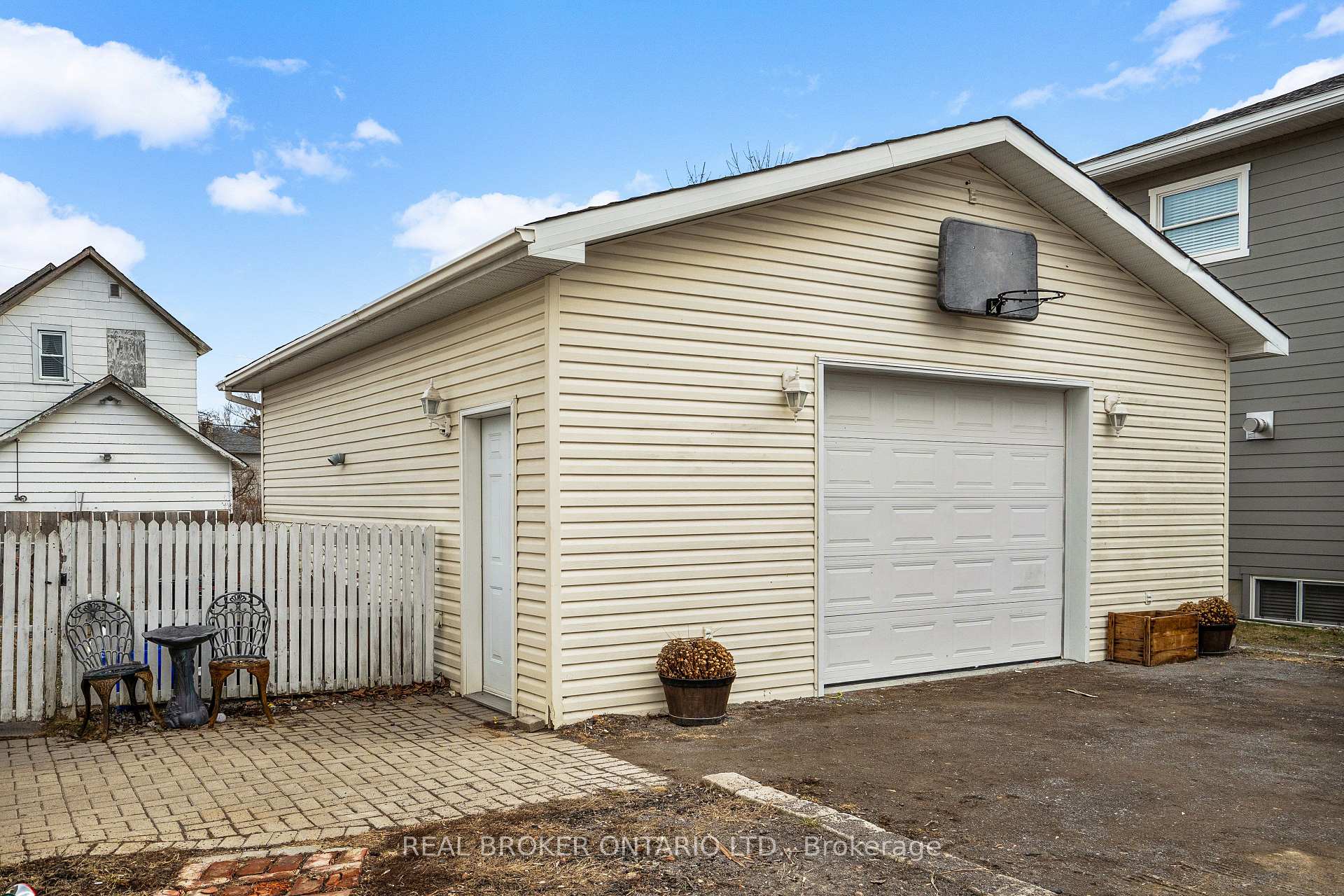 Photo 41 of 28 Tierney Street S, Arnprior — HOMEH