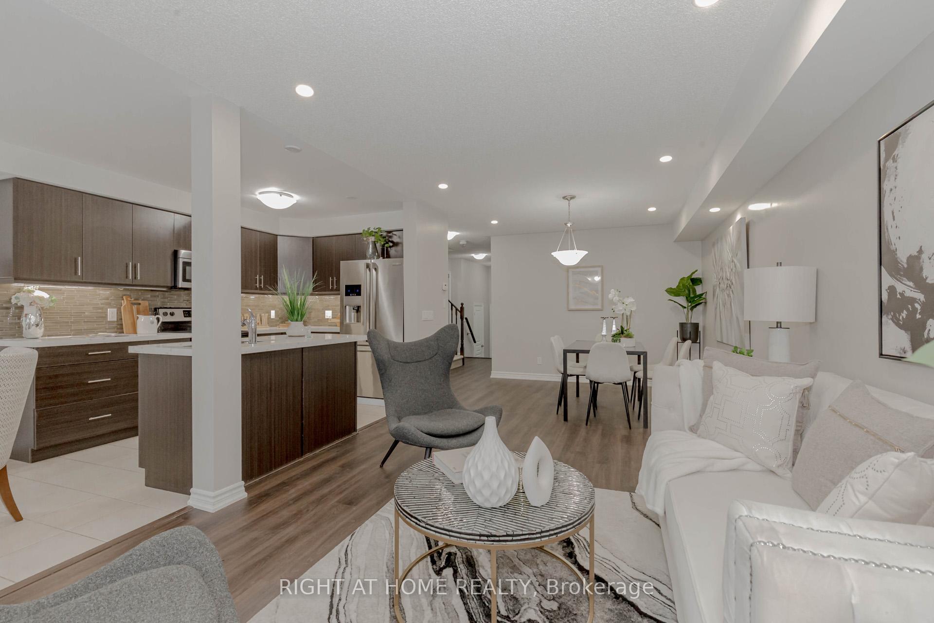 Photo 16 of 2447 Hill Rise Street, Oshawa, Windfields — HOMEH