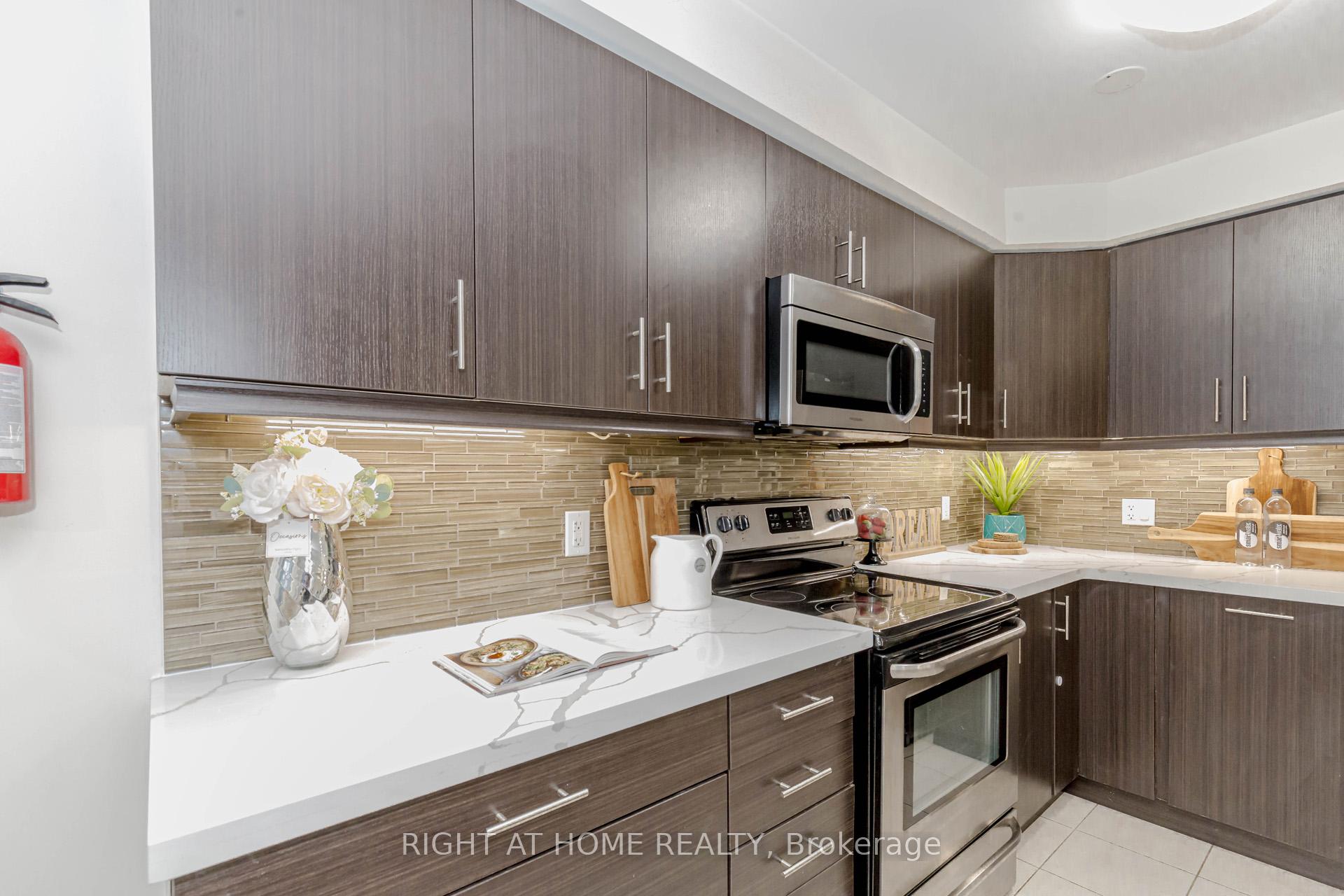 Photo 26 of 2447 Hill Rise Street, Oshawa, Windfields — HOMEH