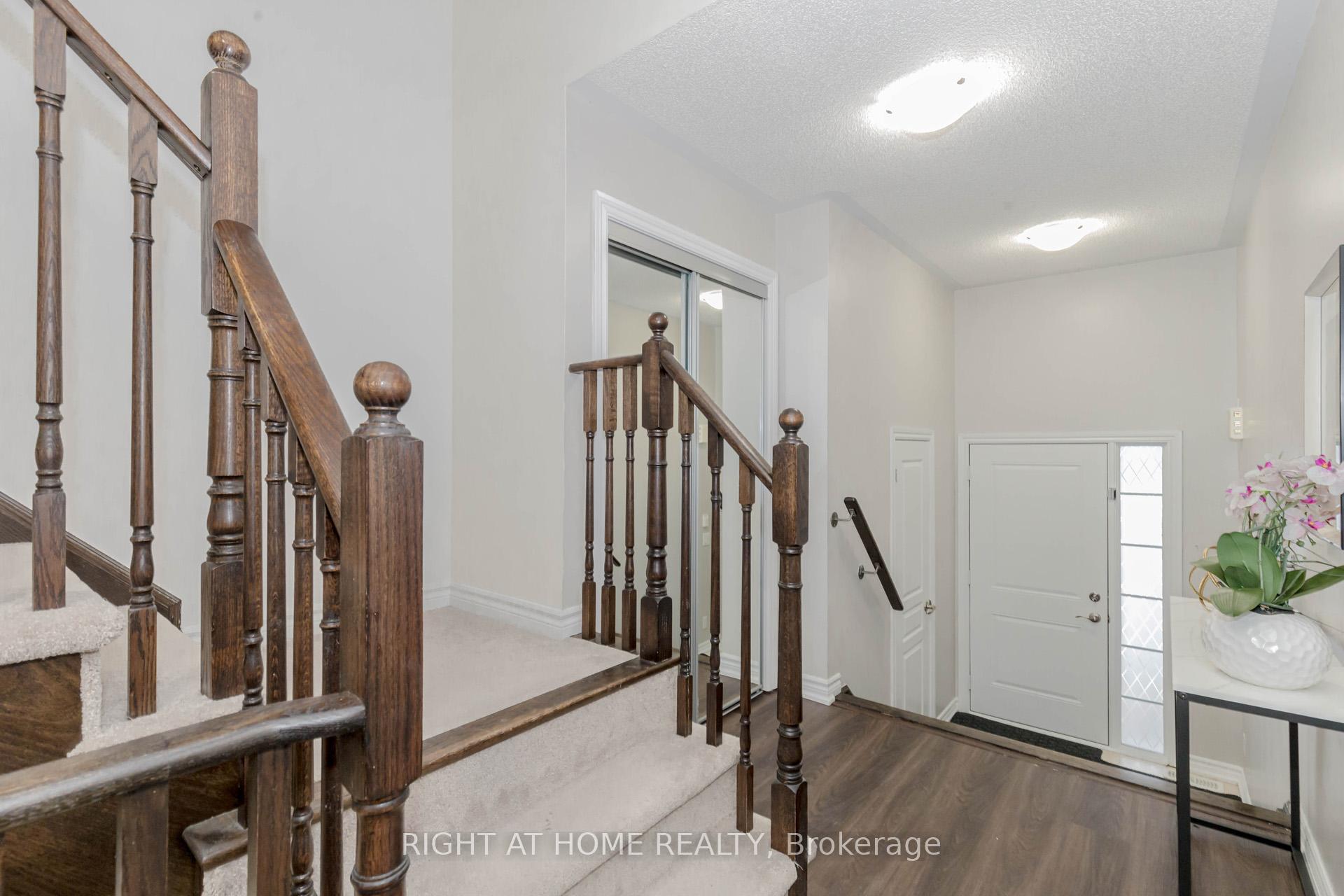 Photo 29 of 2447 Hill Rise Street, Oshawa, Windfields — HOMEH