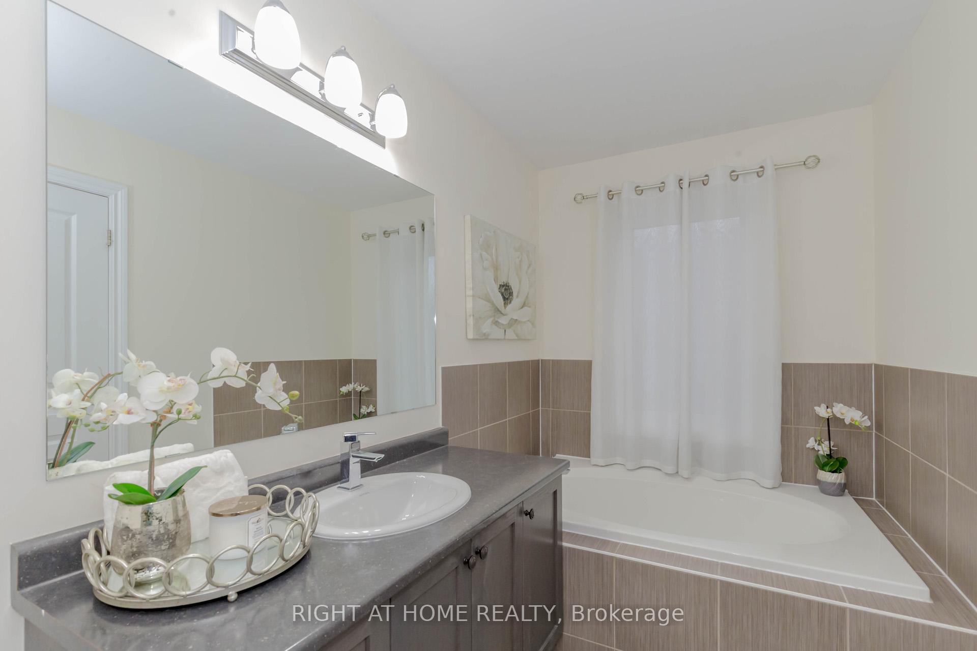 Photo 36 of 2447 Hill Rise Street, Oshawa, Windfields — HOMEH