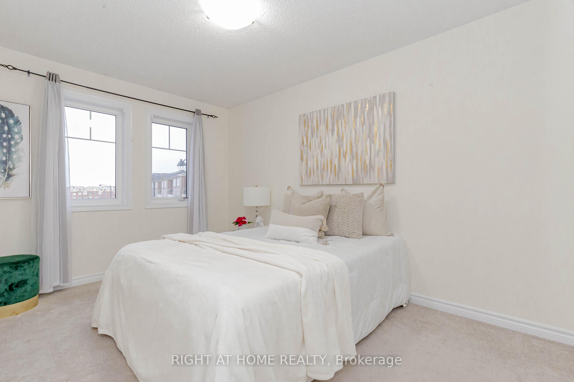 Photo 43 of 2447 Hill Rise Street, Oshawa, Windfields — HOMEH