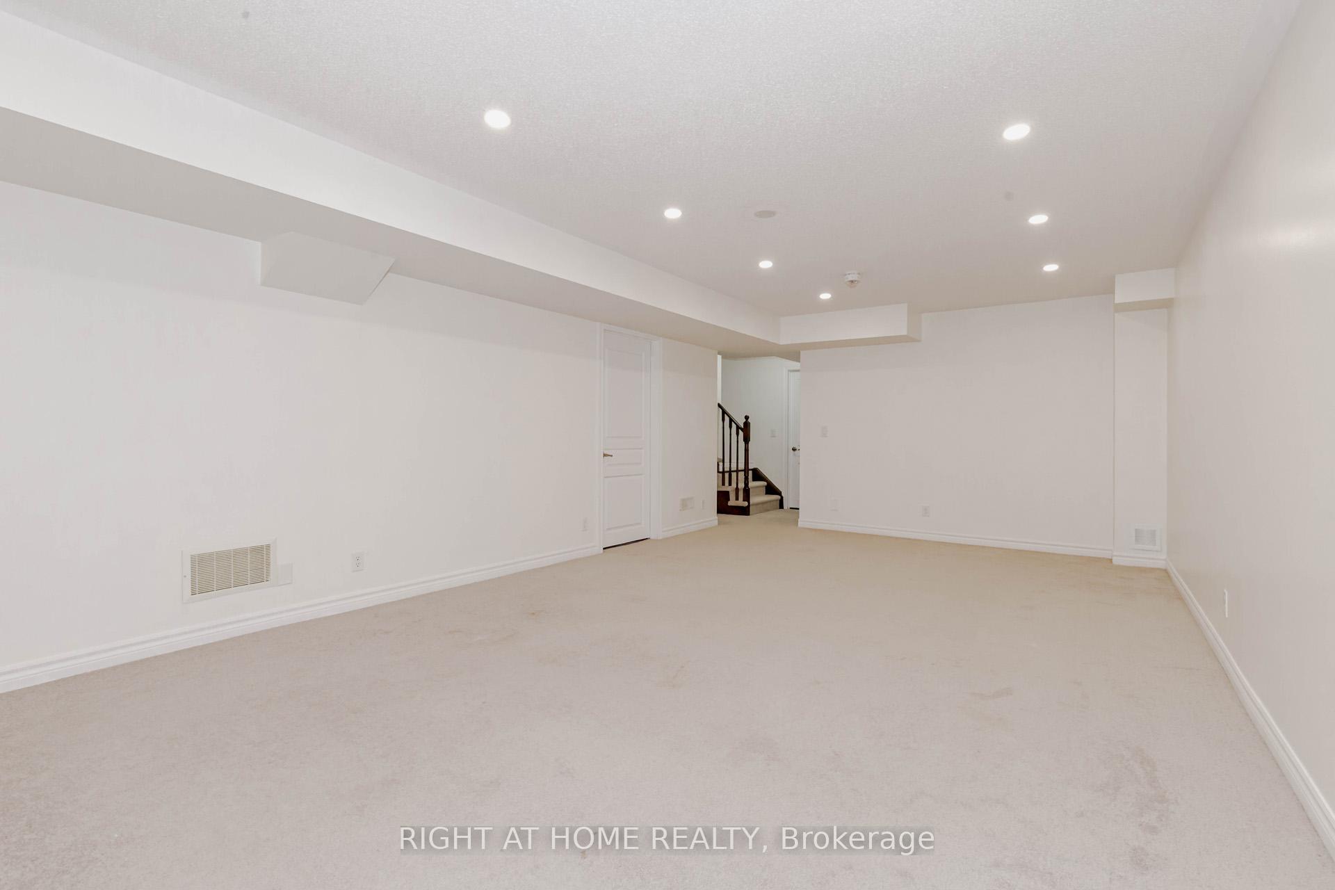 Photo 48 of 2447 Hill Rise Street, Oshawa, Windfields — HOMEH