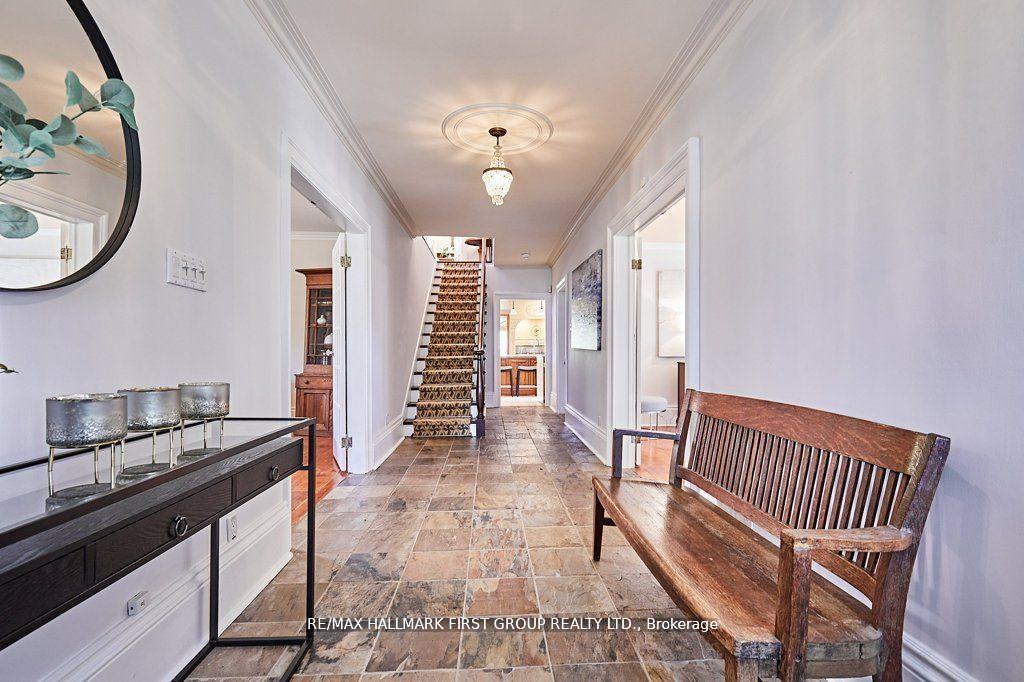 Photo 4 of 1733 Dufferin Street, Whitby, Port Whitby — HOMEH