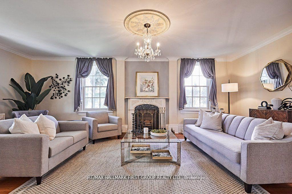 Photo 5 of 1733 Dufferin Street, Whitby, Port Whitby — HOMEH