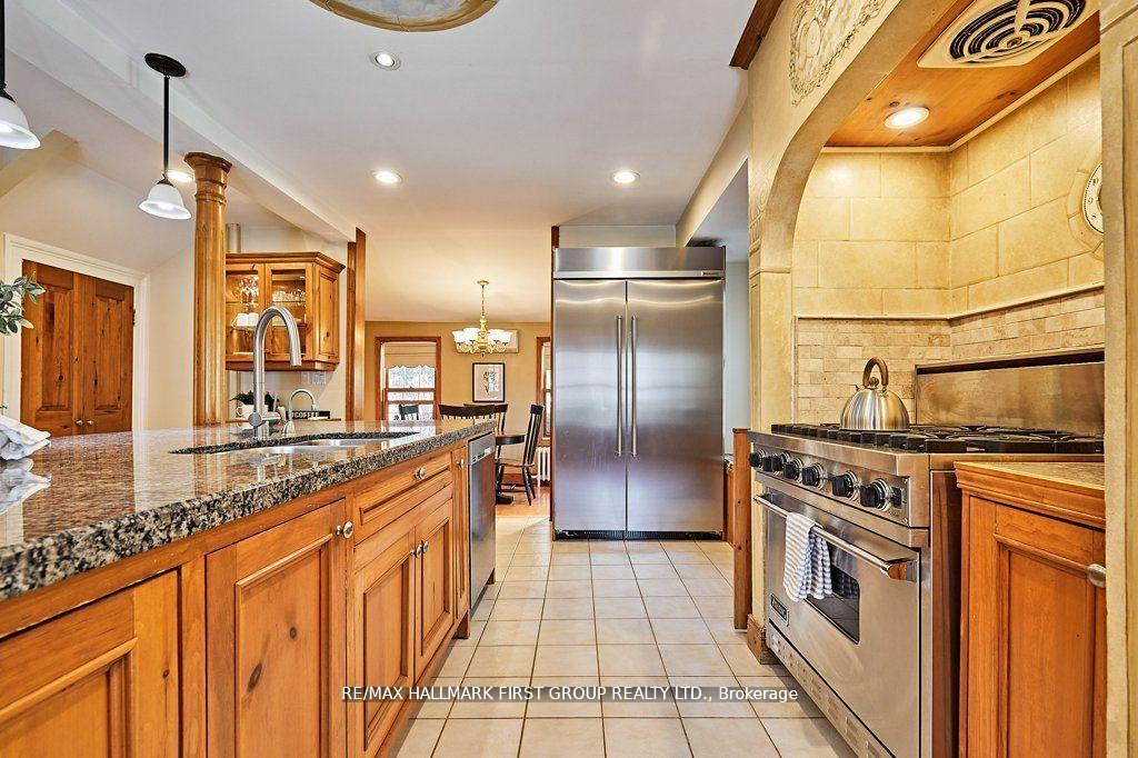 Photo 13 of 1733 Dufferin Street, Whitby, Port Whitby — HOMEH