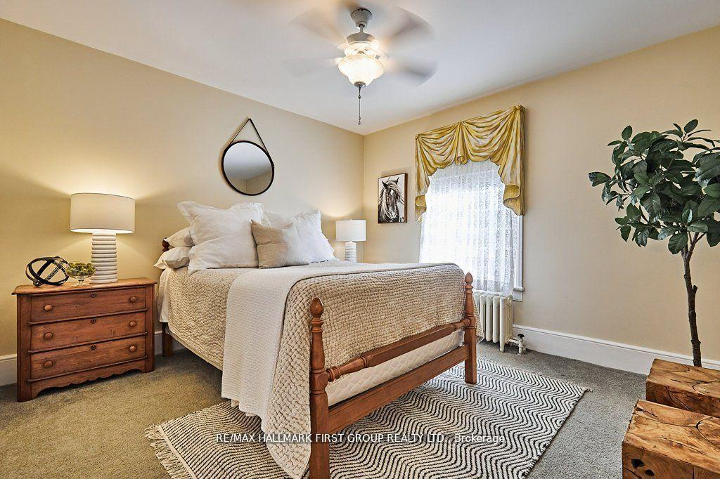 Photo 20 of 1733 Dufferin Street, Whitby, Port Whitby — HOMEH