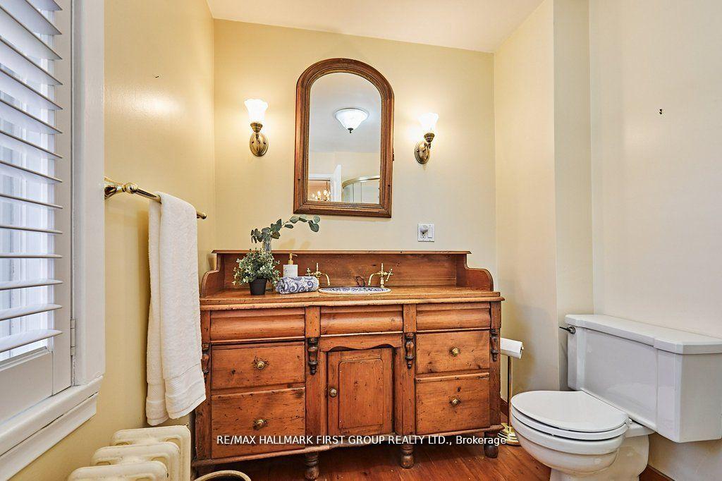 Photo 21 of 1733 Dufferin Street, Whitby, Port Whitby — HOMEH