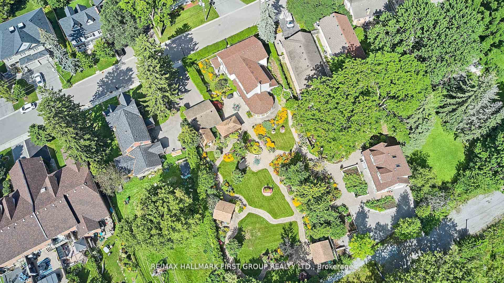 Photo 32 of 1733 Dufferin Street, Whitby, Port Whitby — HOMEH