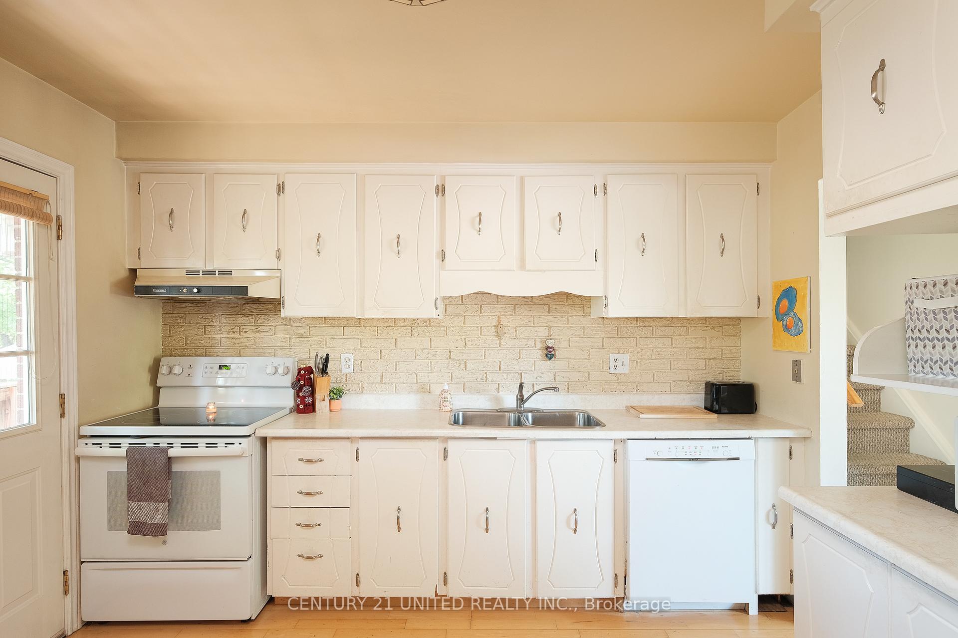Photo 14 of 888 Sydenham Road, Peterborough, Ashburnham Ward 4 — HOMEH