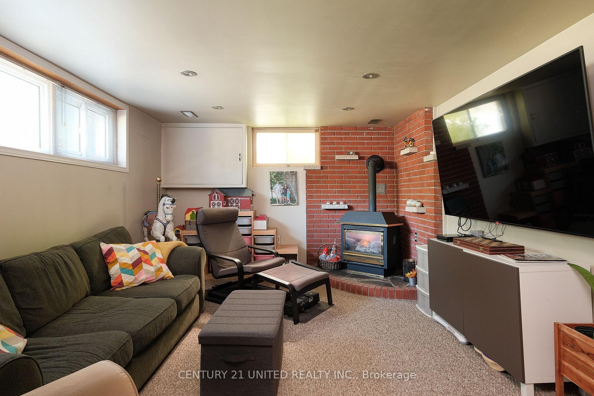 Photo 27 of 888 Sydenham Road, Peterborough, Ashburnham Ward 4 — HOMEH