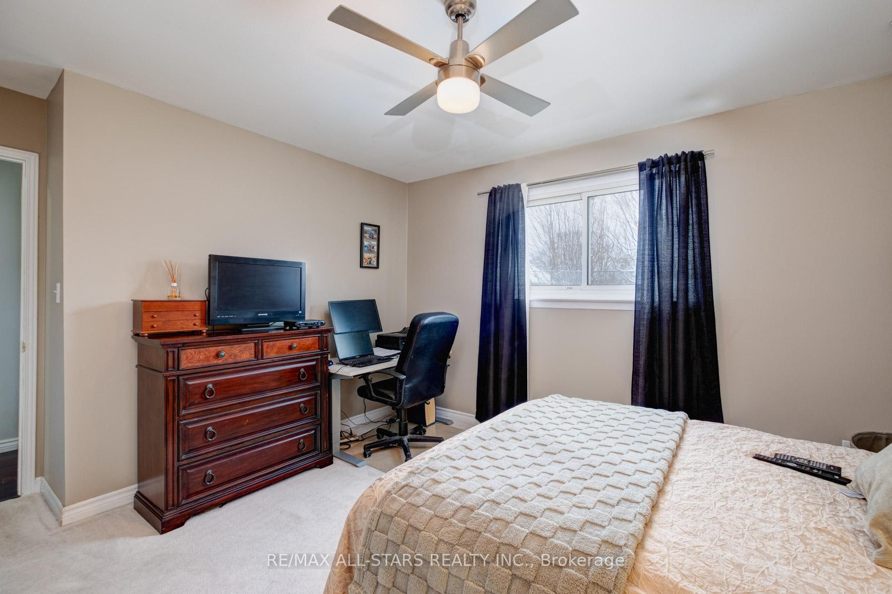 Photo 15 of 111 Tecumseh Avenue, Oshawa, Centennial — HOMEH