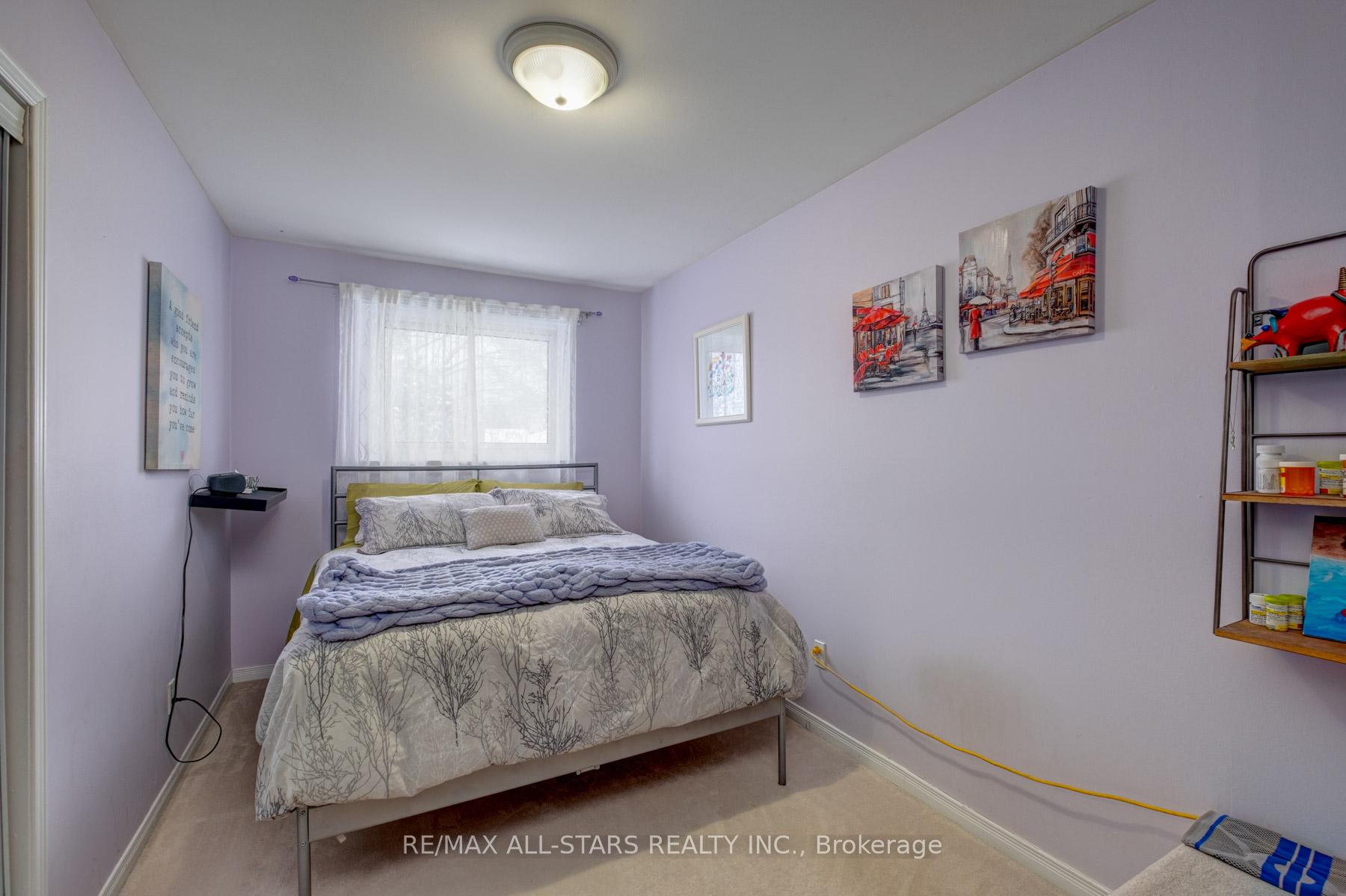 Photo 16 of 111 Tecumseh Avenue, Oshawa, Centennial — HOMEH