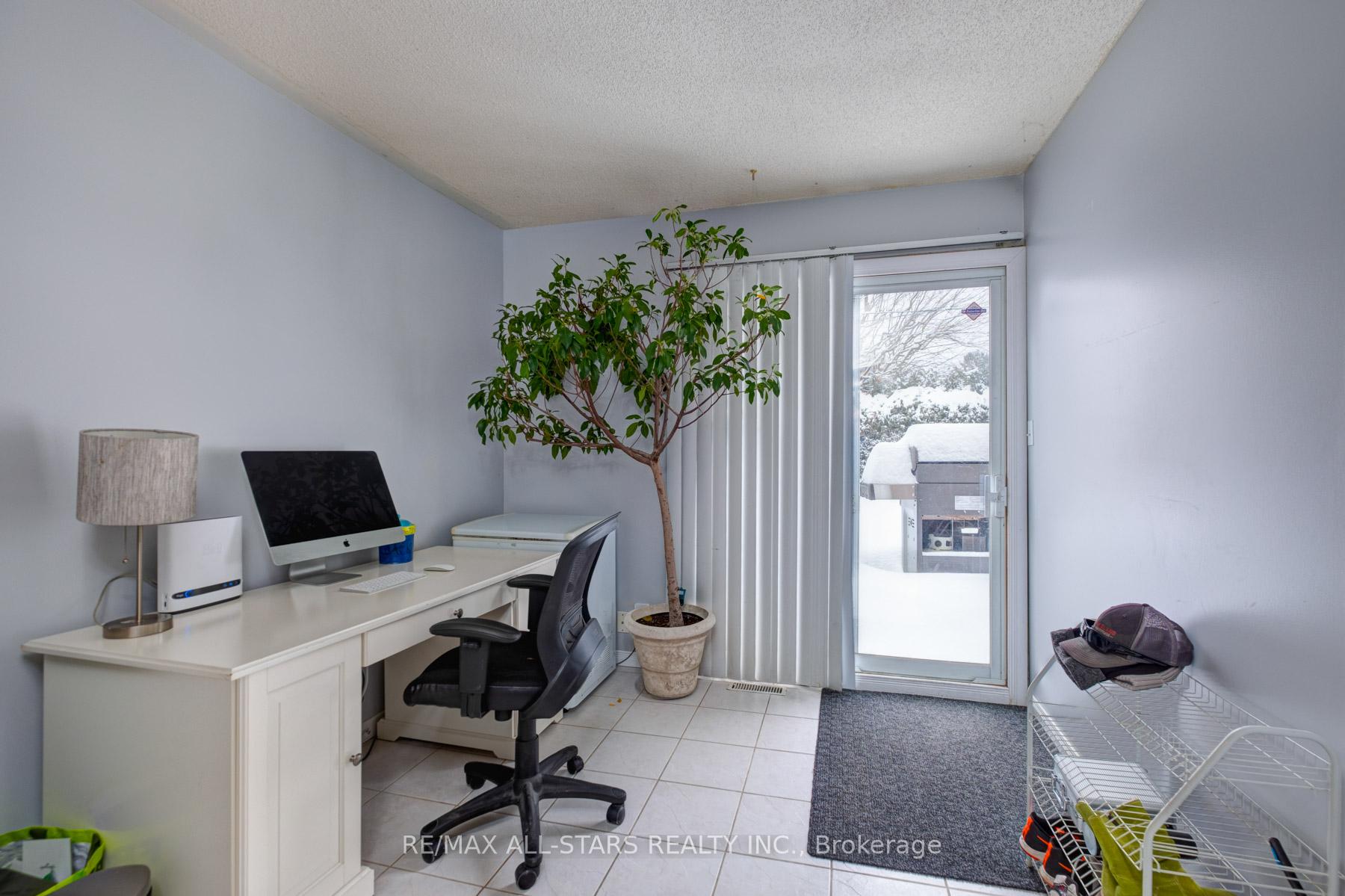 Photo 20 of 111 Tecumseh Avenue, Oshawa, Centennial — HOMEH