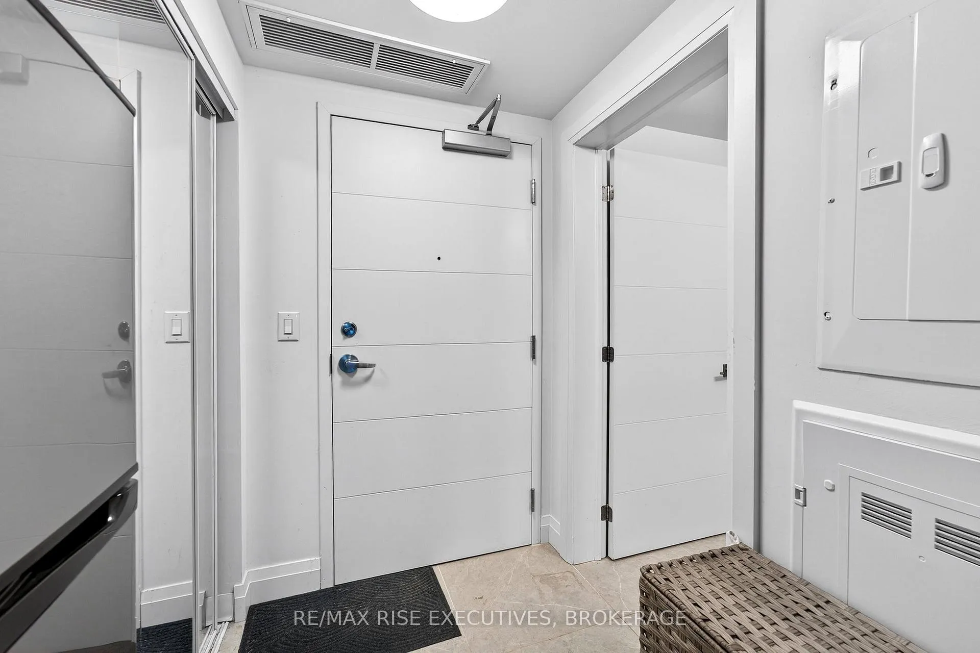 Photo 2 of Unit 434, 652 Princess Street, Kingston, Central City East — HOMEH