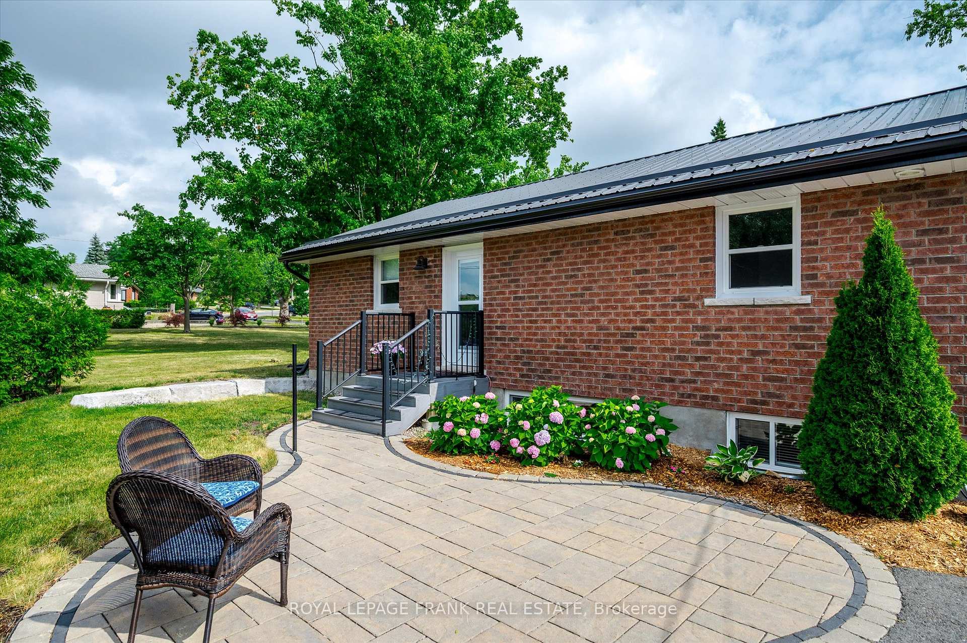 Photo 28 of 1361 Holloway Drive, Peterborough, Town Ward 3 — HOMEH