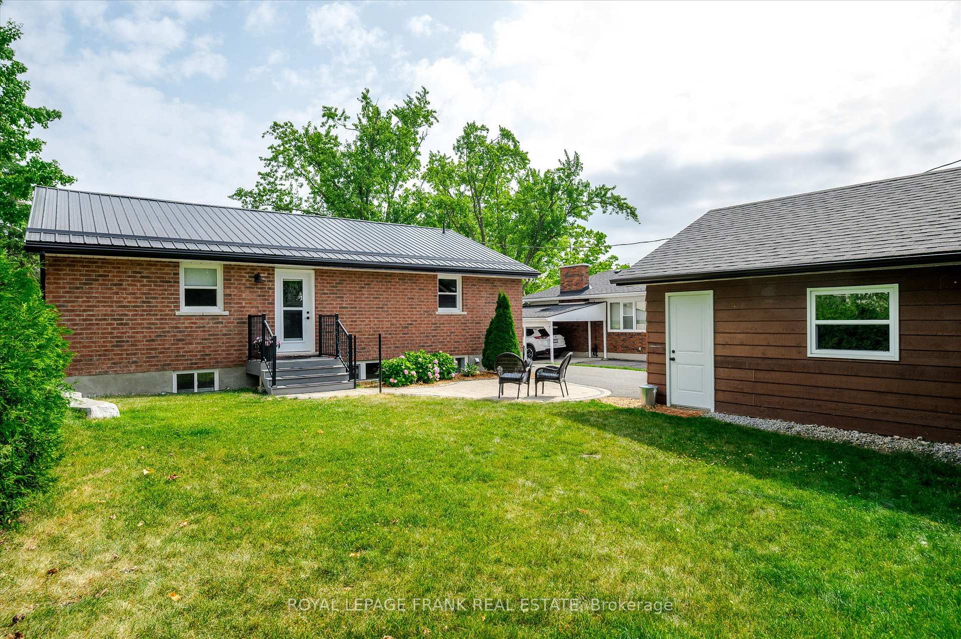 Photo 31 of 1361 Holloway Drive, Peterborough, Town Ward 3 — HOMEH