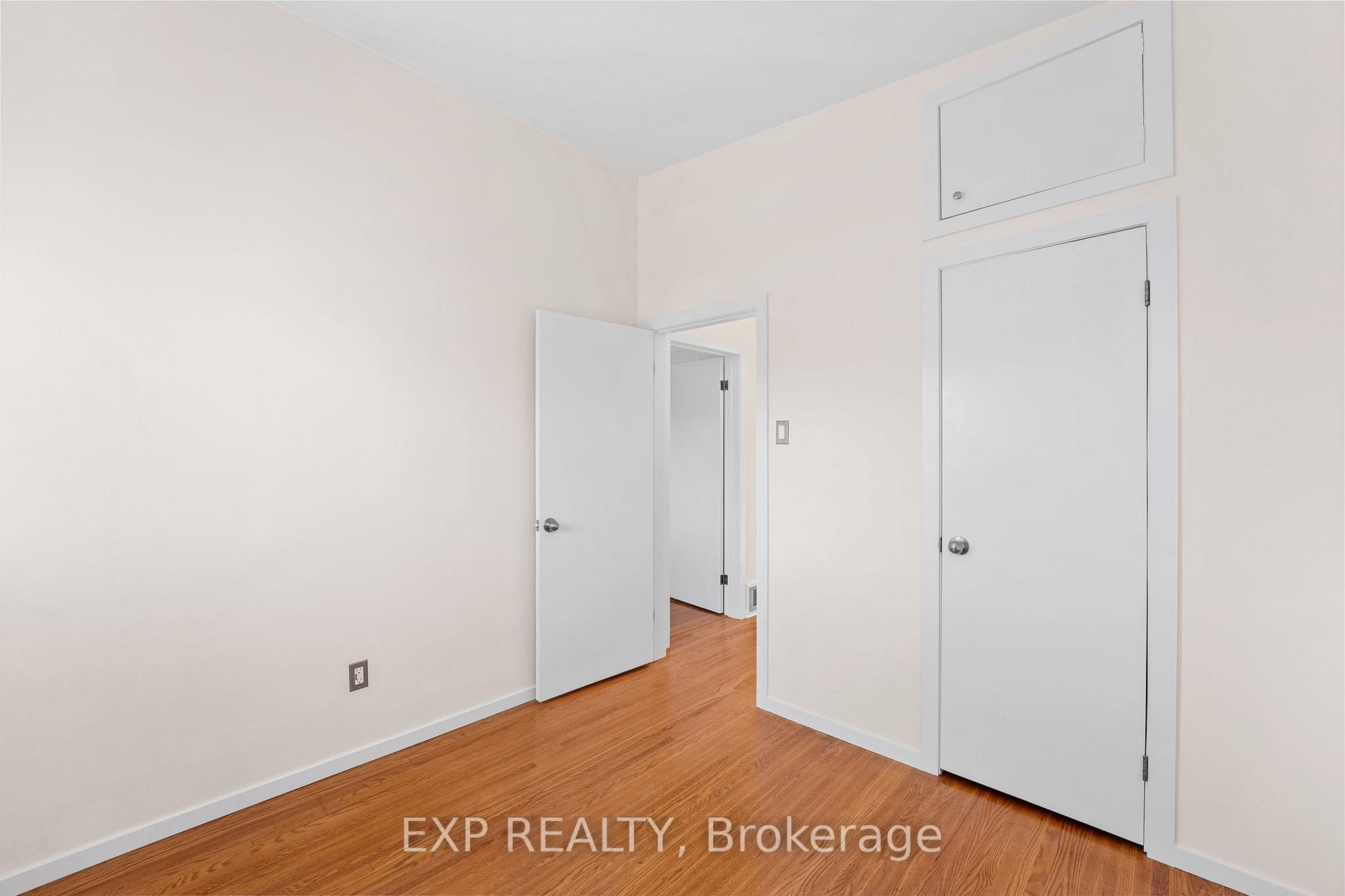 Photo 22 of 126 Hillcrest Drive, Whitby, Downtown Whitby — HOMEH