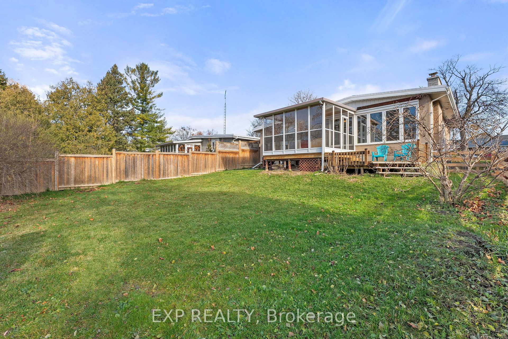Photo 30 of 126 Hillcrest Drive, Whitby, Downtown Whitby — HOMEH