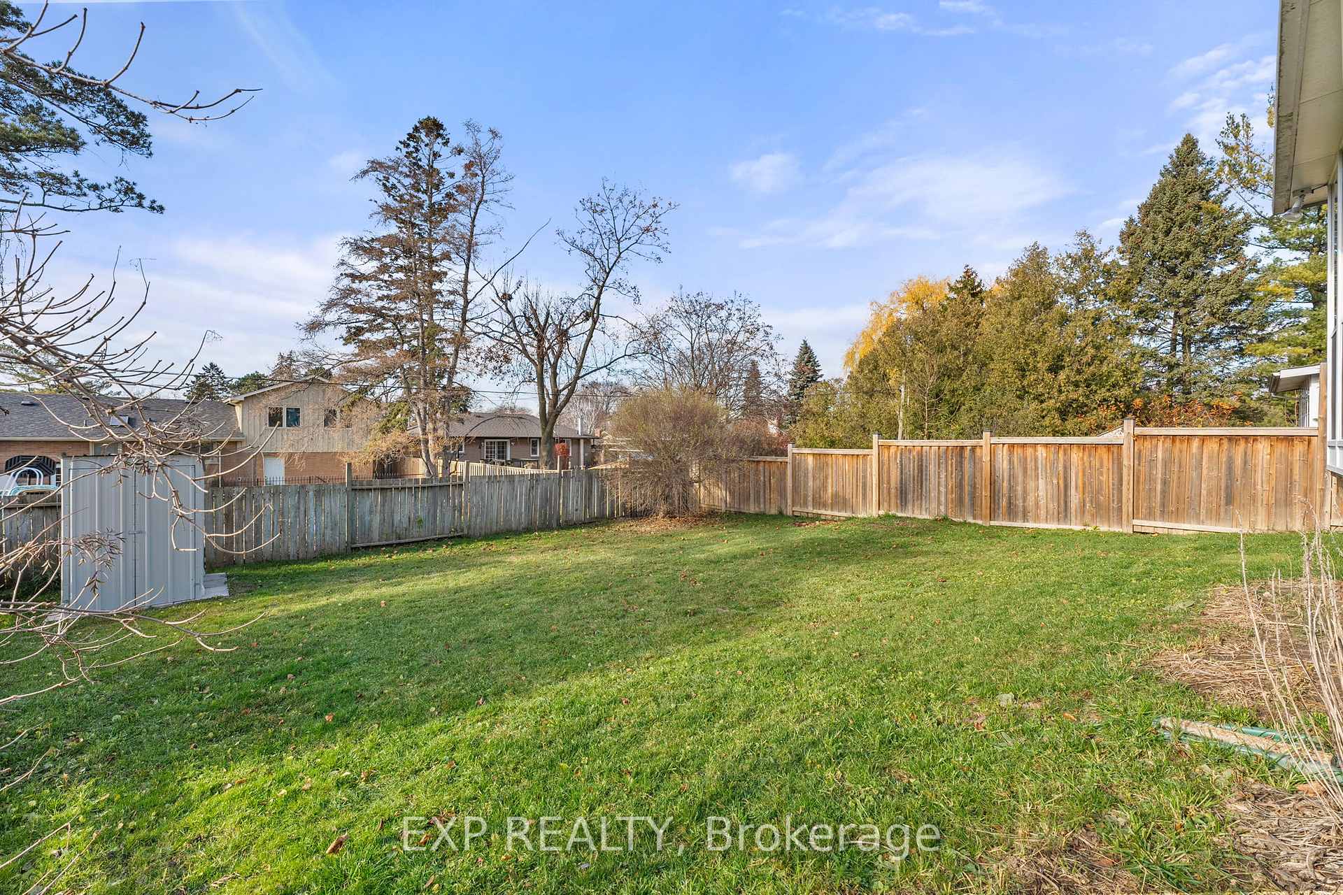 Photo 31 of 126 Hillcrest Drive, Whitby, Downtown Whitby — HOMEH