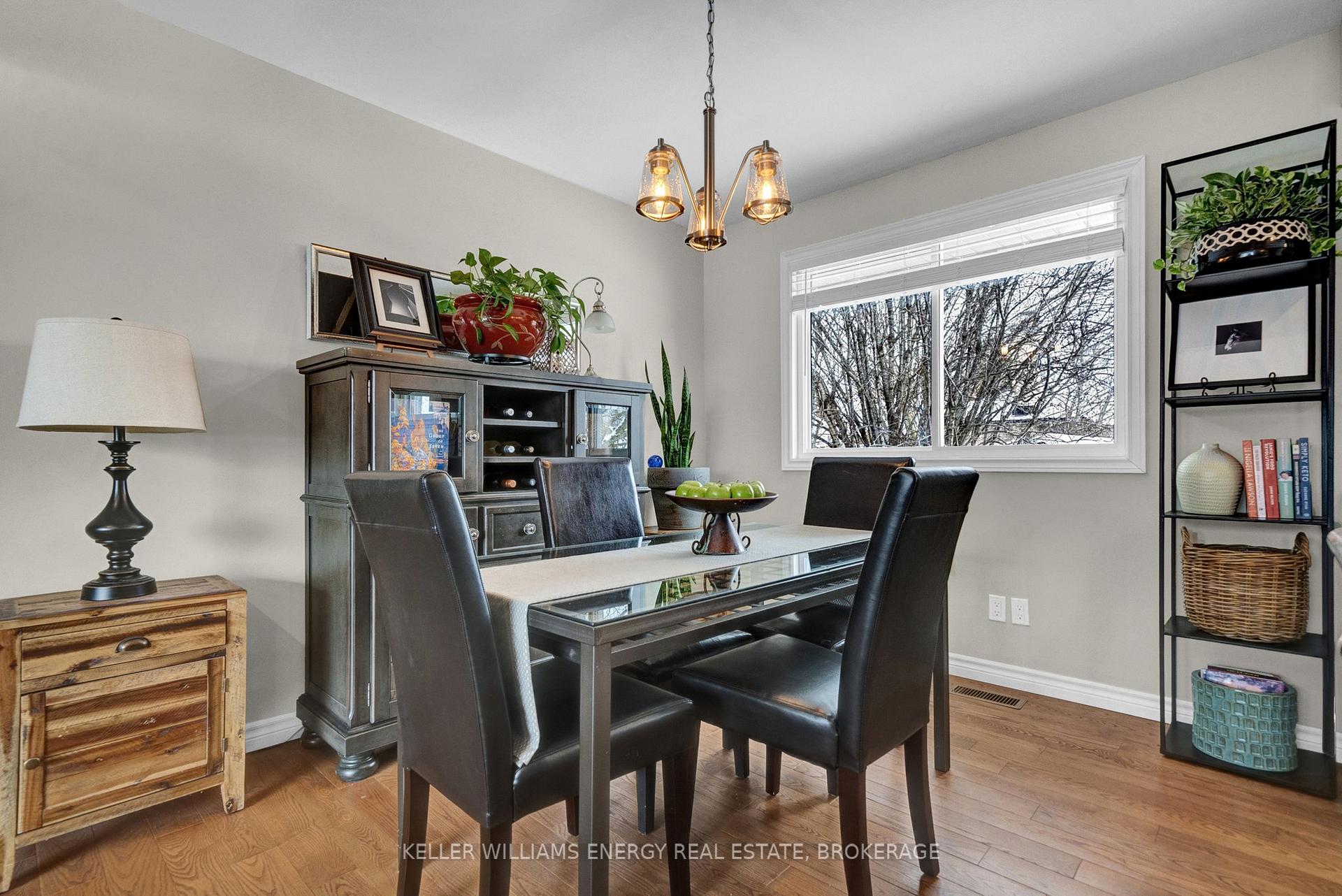 Photo 18 of 933 Central Park Boulevard N, Oshawa, Centennial — HOMEH