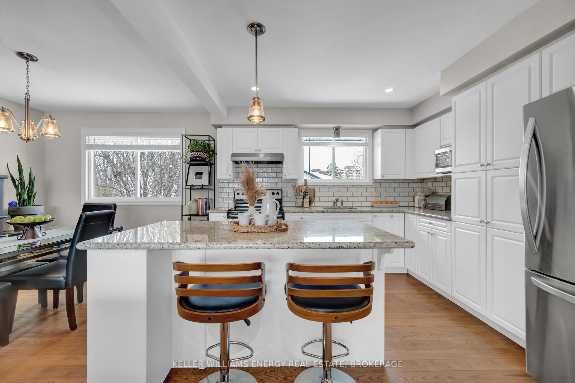 Photo 24 of 933 Central Park Boulevard N, Oshawa, Centennial — HOMEH