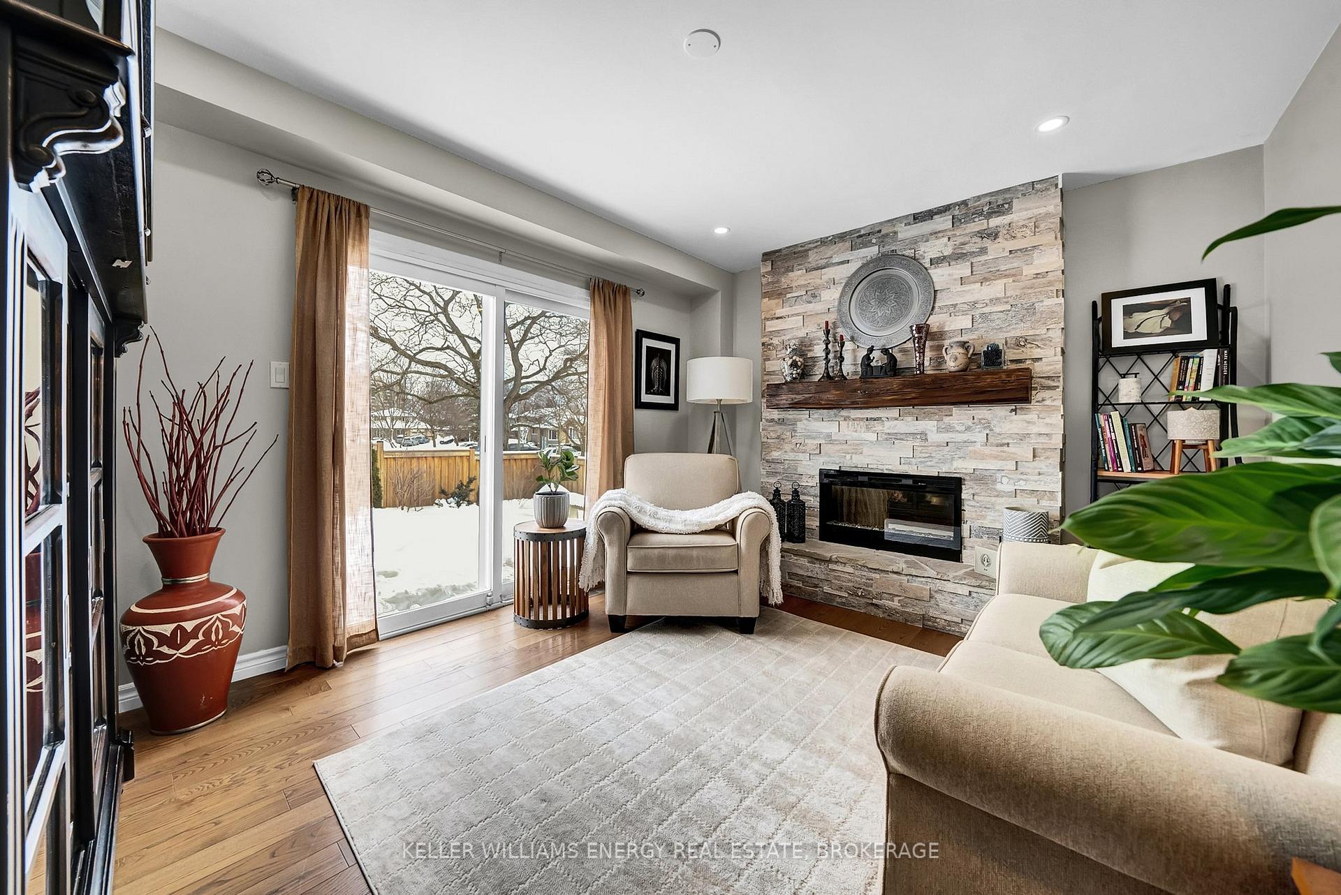 Photo 39 of 933 Central Park Boulevard N, Oshawa, Centennial — HOMEH