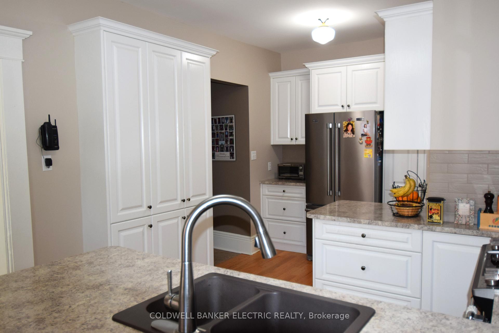 Photo 12 of 310 Pearl Avenue, Peterborough, Town Ward 3 — HOMEH