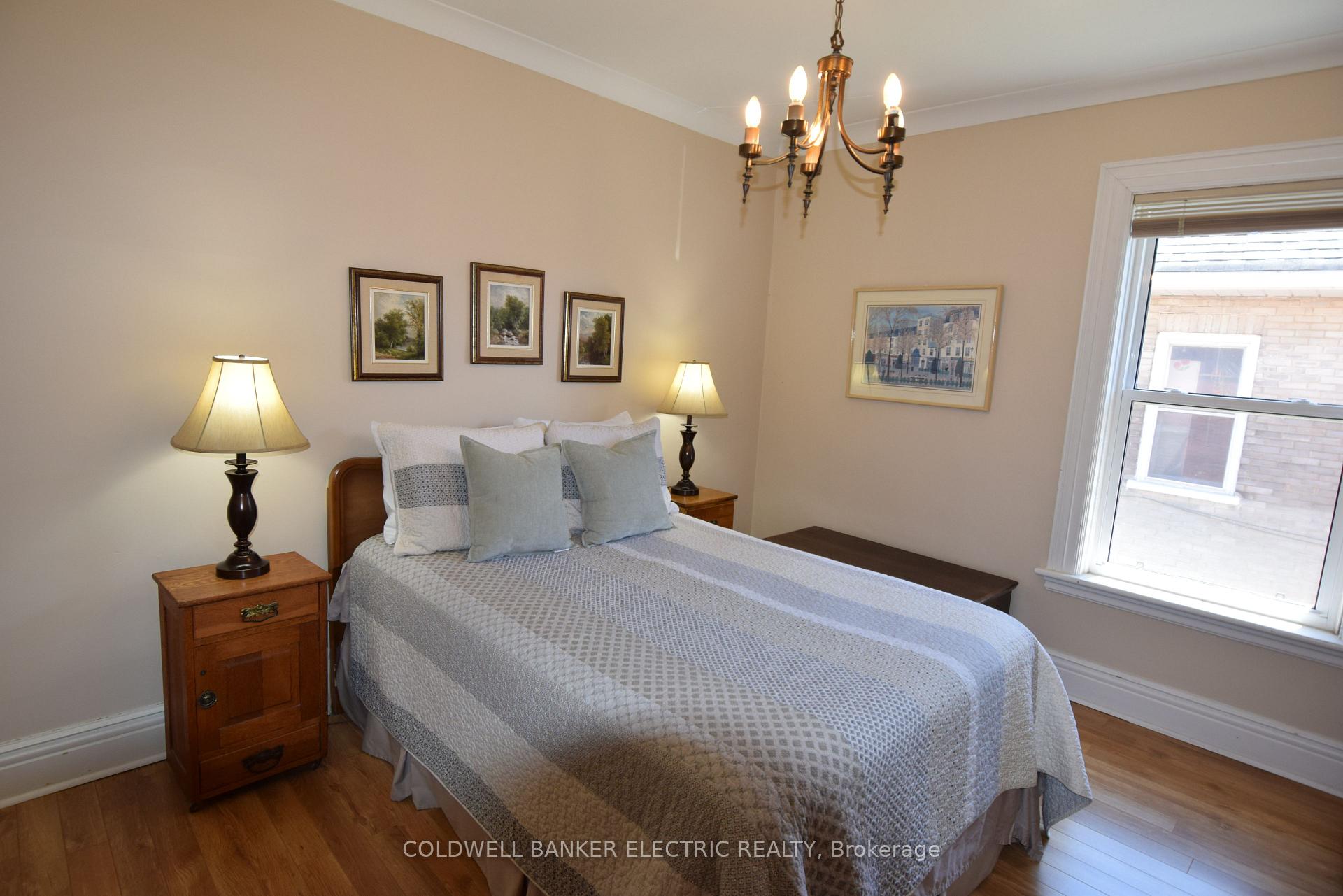 Photo 19 of 310 Pearl Avenue, Peterborough, Town Ward 3 — HOMEH