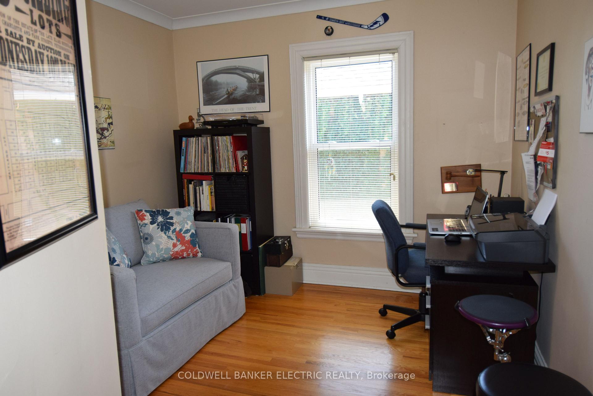 Photo 22 of 310 Pearl Avenue, Peterborough, Town Ward 3 — HOMEH
