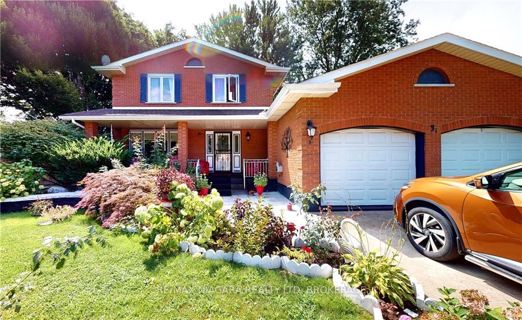 Photo 2 of 31 Wiltshire Boulevard, Welland, N. Welland — HOMEH