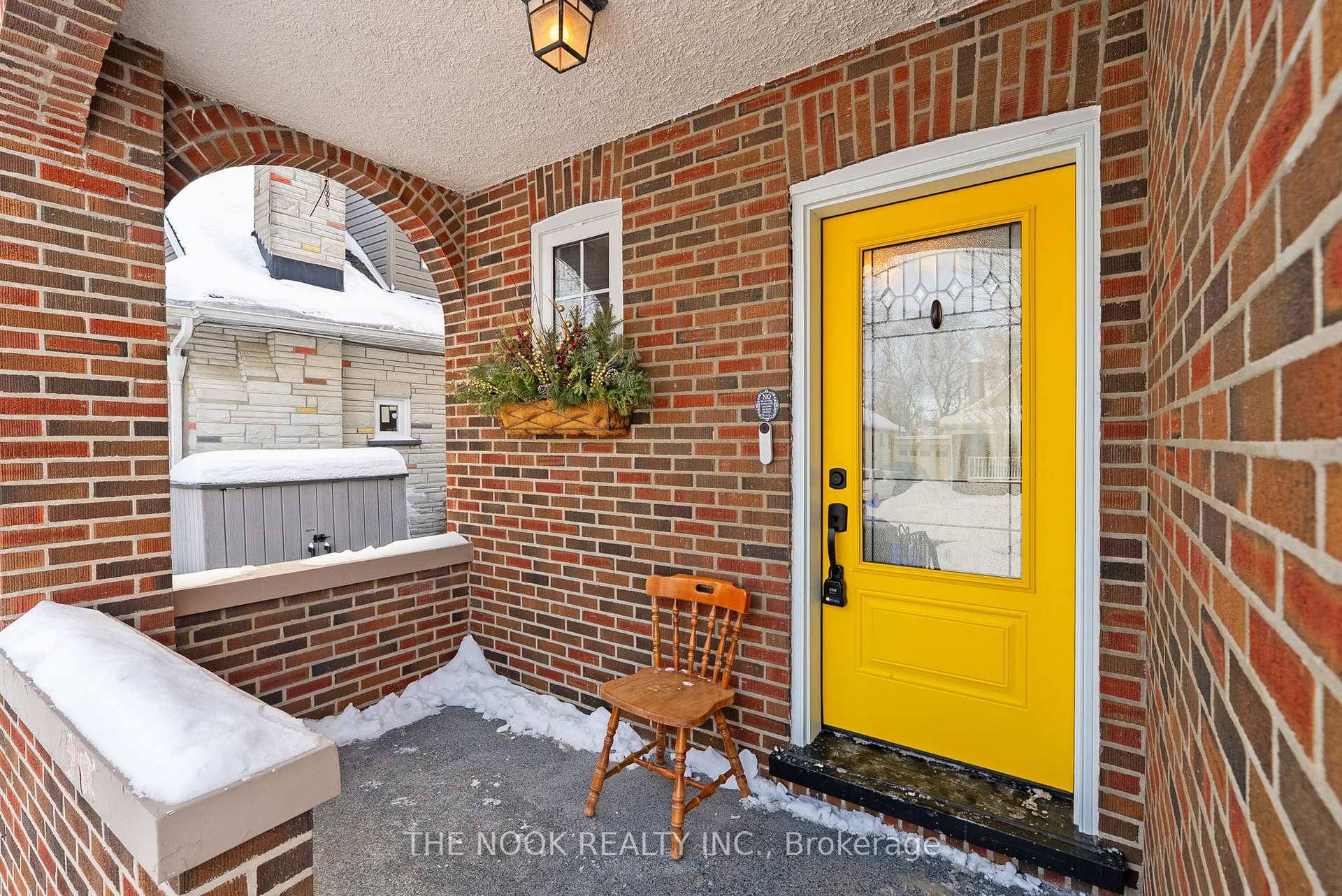 Photo 3 of 378 Jarvis Street, Oshawa, O'Neill — HOMEH