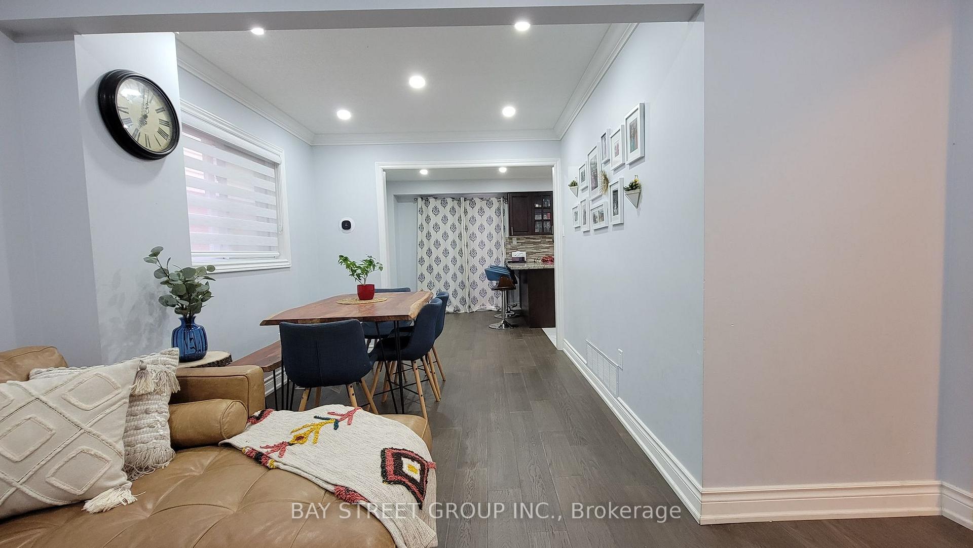 Photo 2 of 26 Ducatel Crescent, Ajax, Central — HOMEH